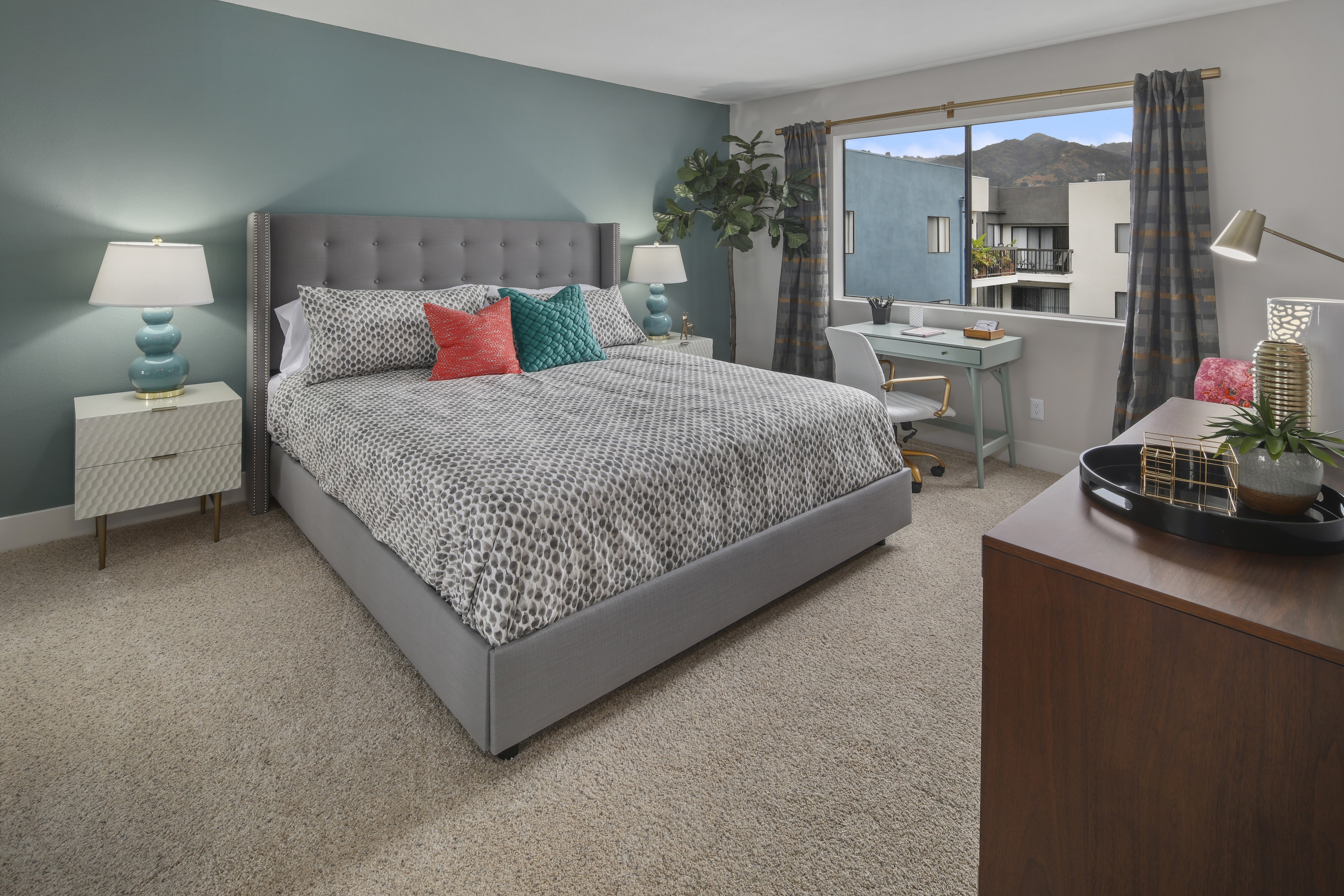 Bedroom Interior Design with Bed and Lamps HD Wallpaper