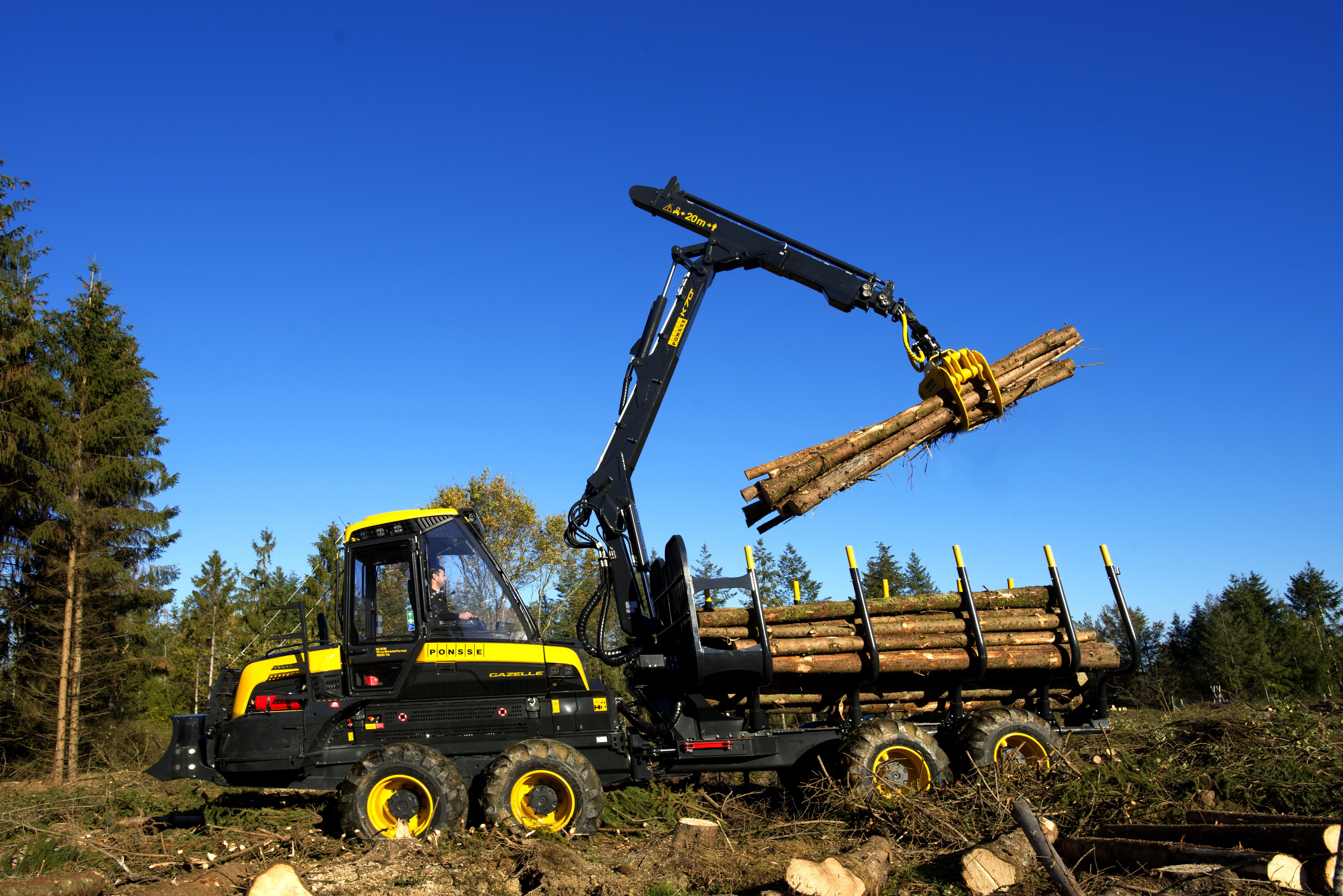 Ponsse Gazelle Forwarder loading logs HD Wallpaper