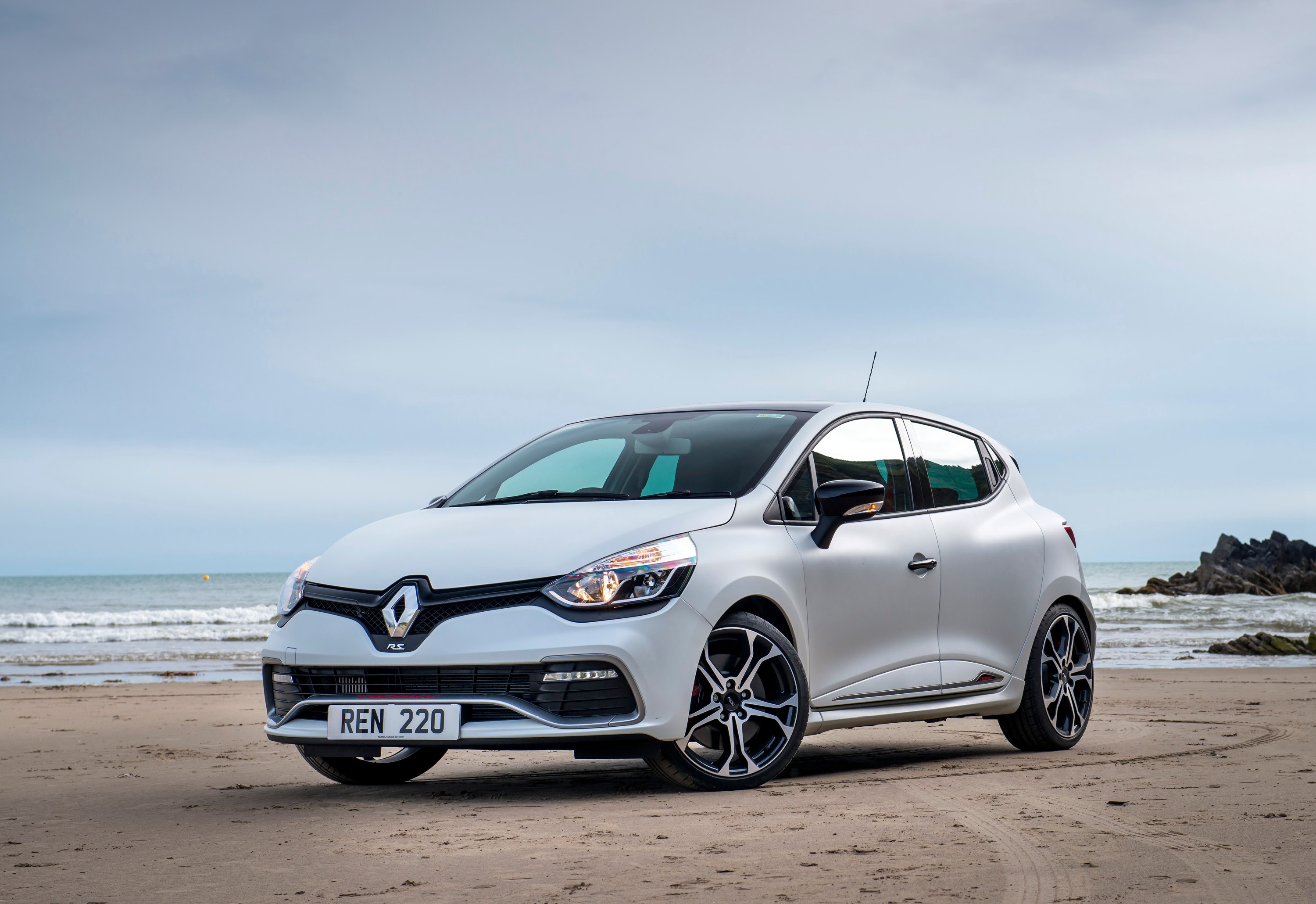 Renaultsport Clio Trophy 2015 on a beach HD Wallpaper