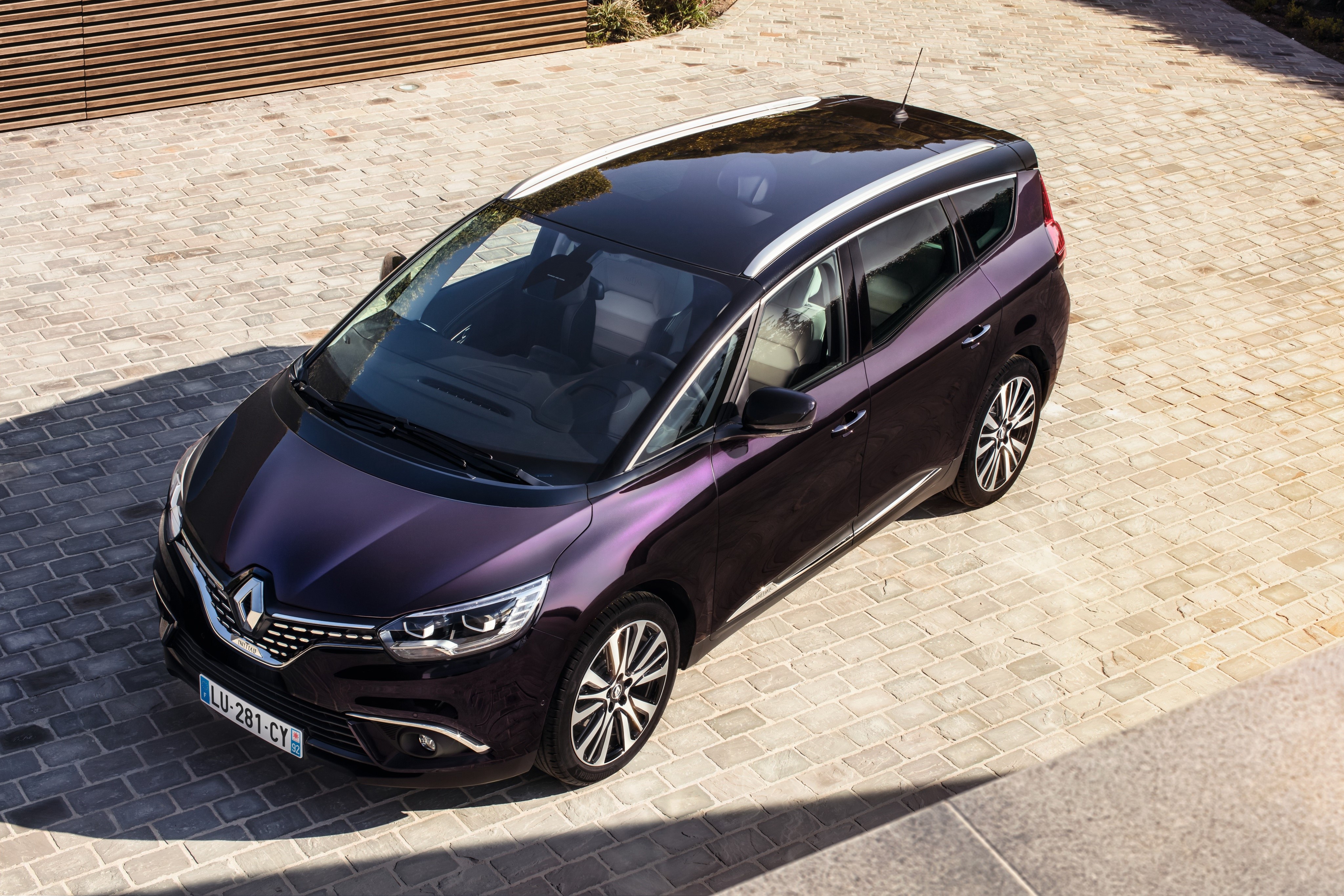 2017 Renault Grand Scenic Initiale Paris HD Wallpaper