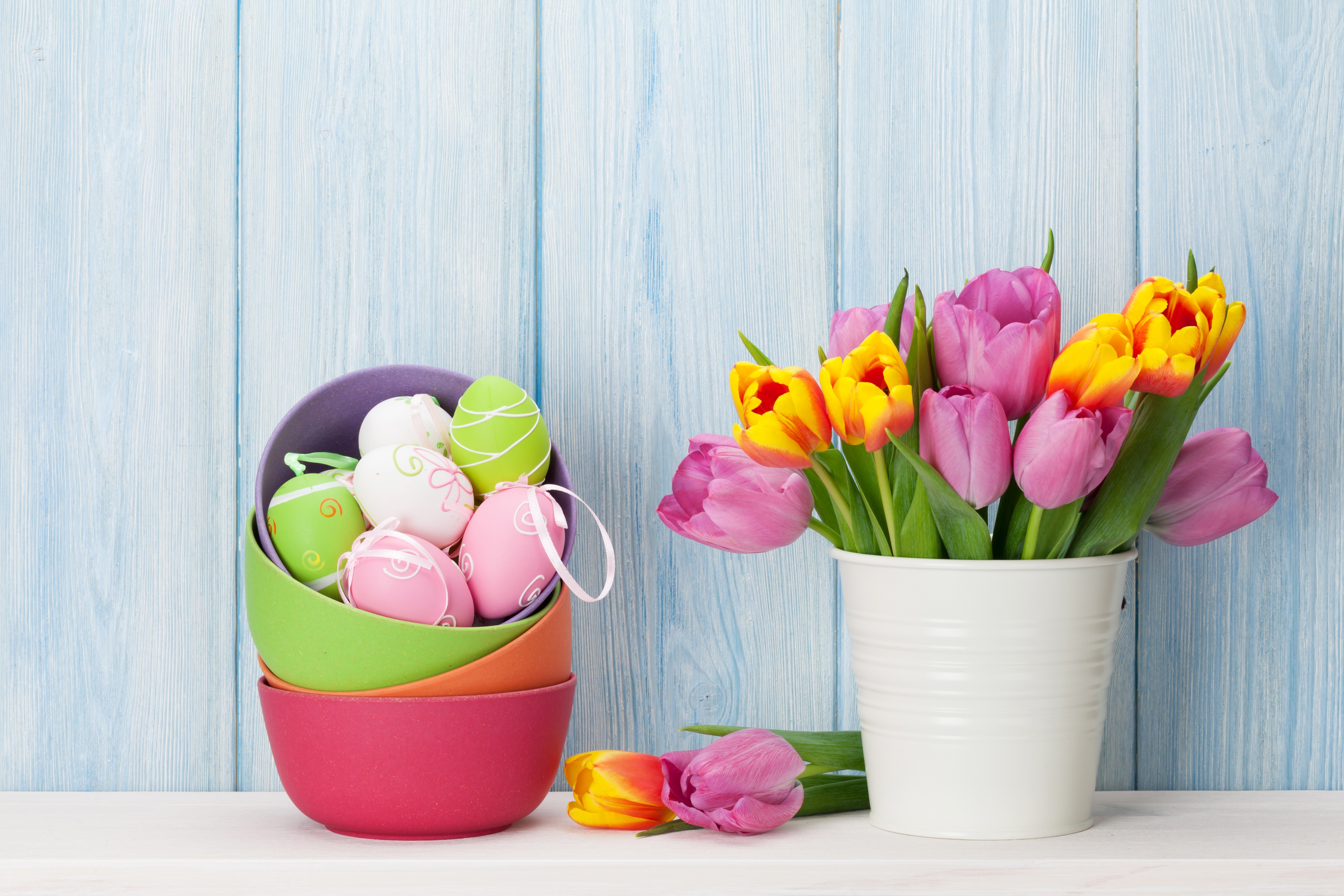 Easter Eggs and Tulips HD Wallpaper