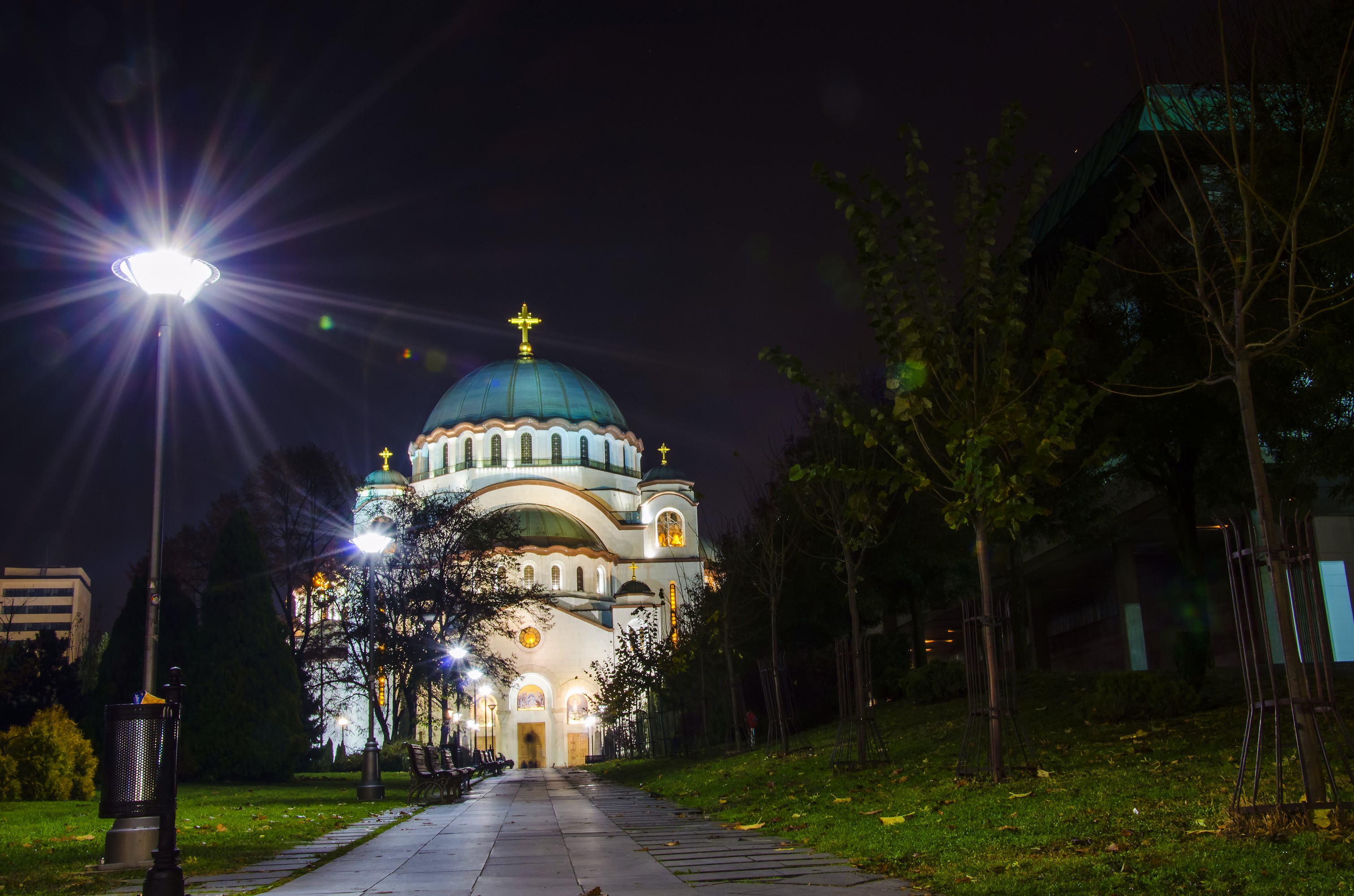 Temple of Saint Sava at night in Belgrade, Serbia HD Wallpaper