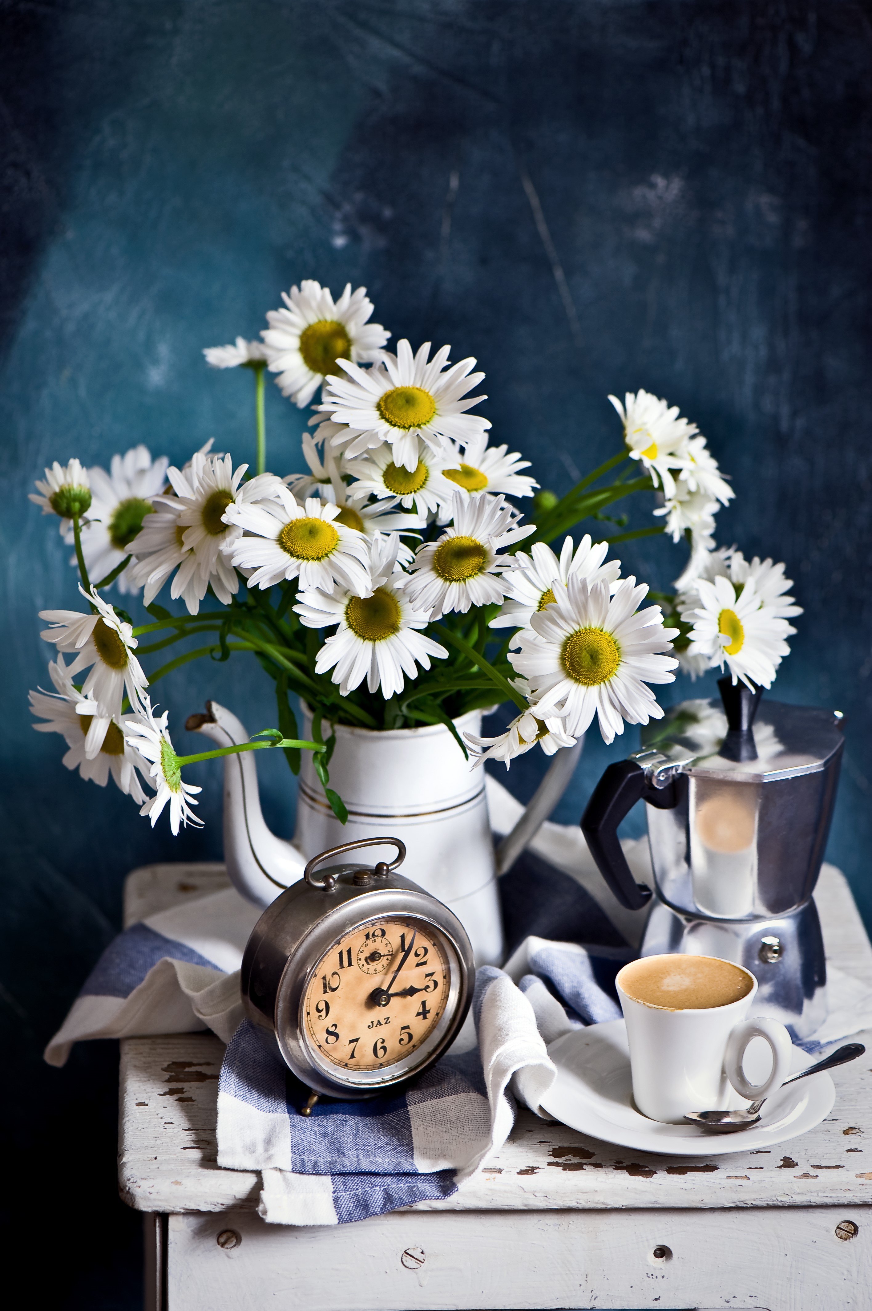 Still life with daisies, coffee, and clock HD Phone Wallpaper
