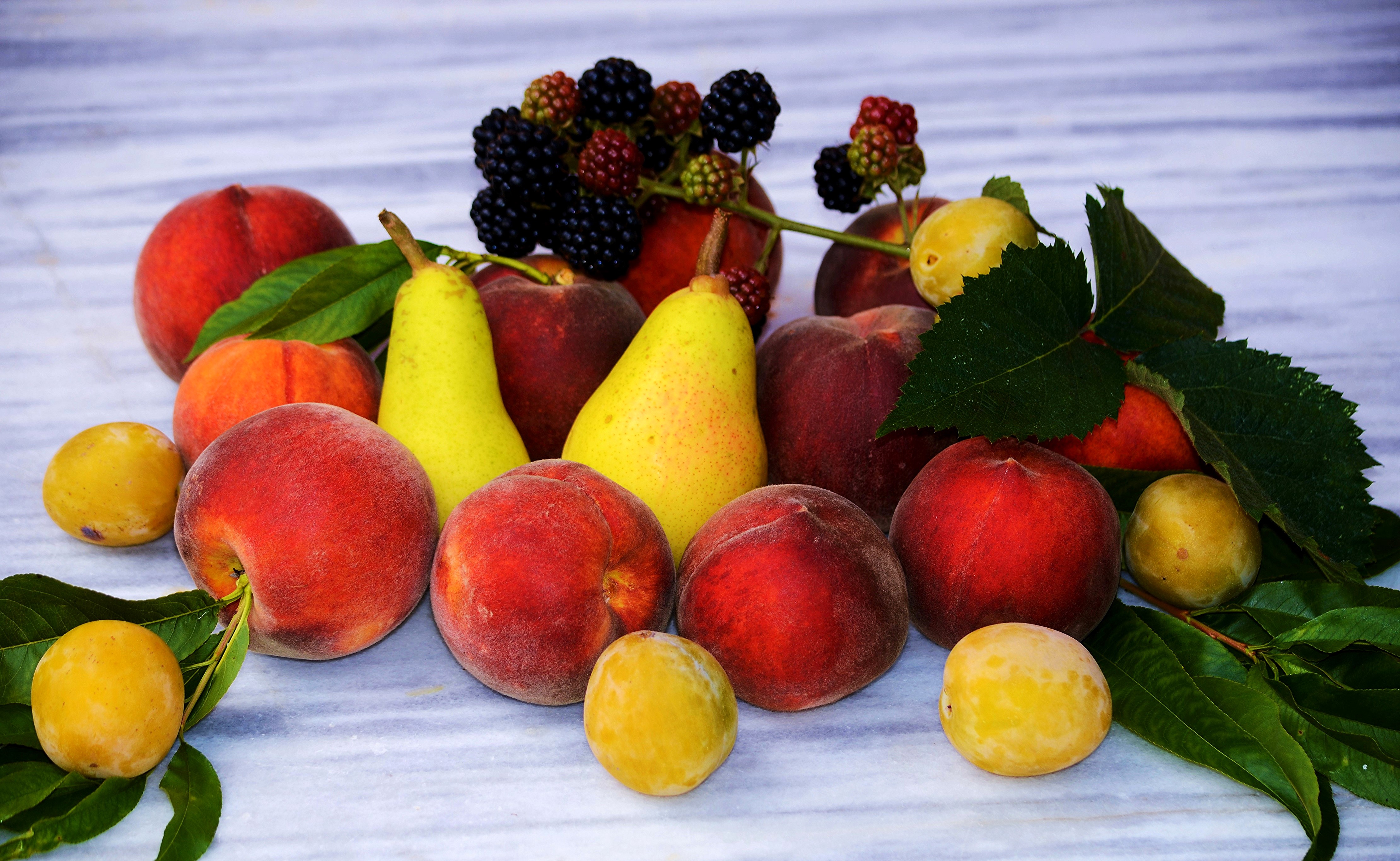 4K Fruit: Peaches, Pears, and Blackberries HD Wallpaper