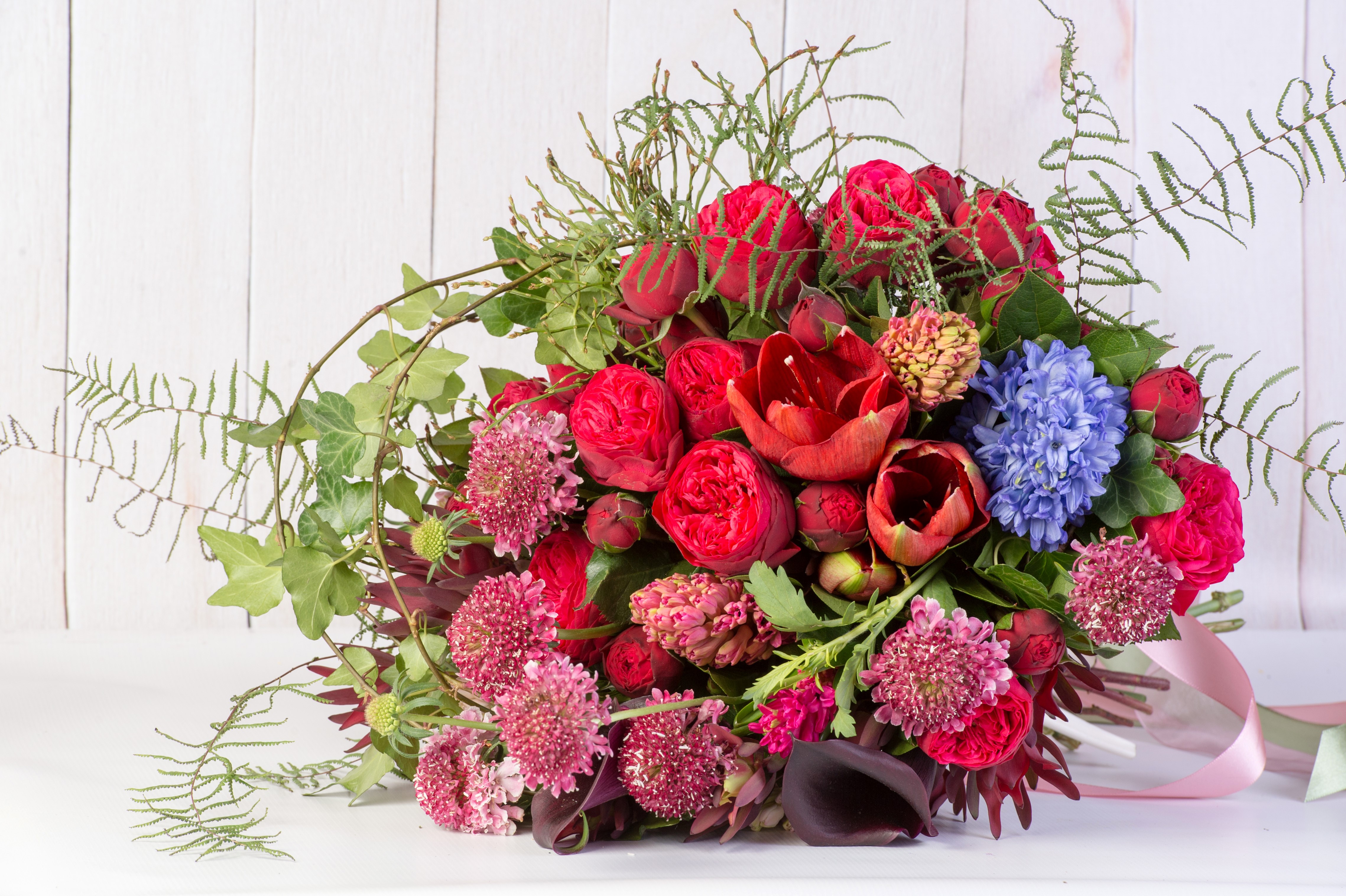 Bouquet of Roses and Tulips HD Wallpaper