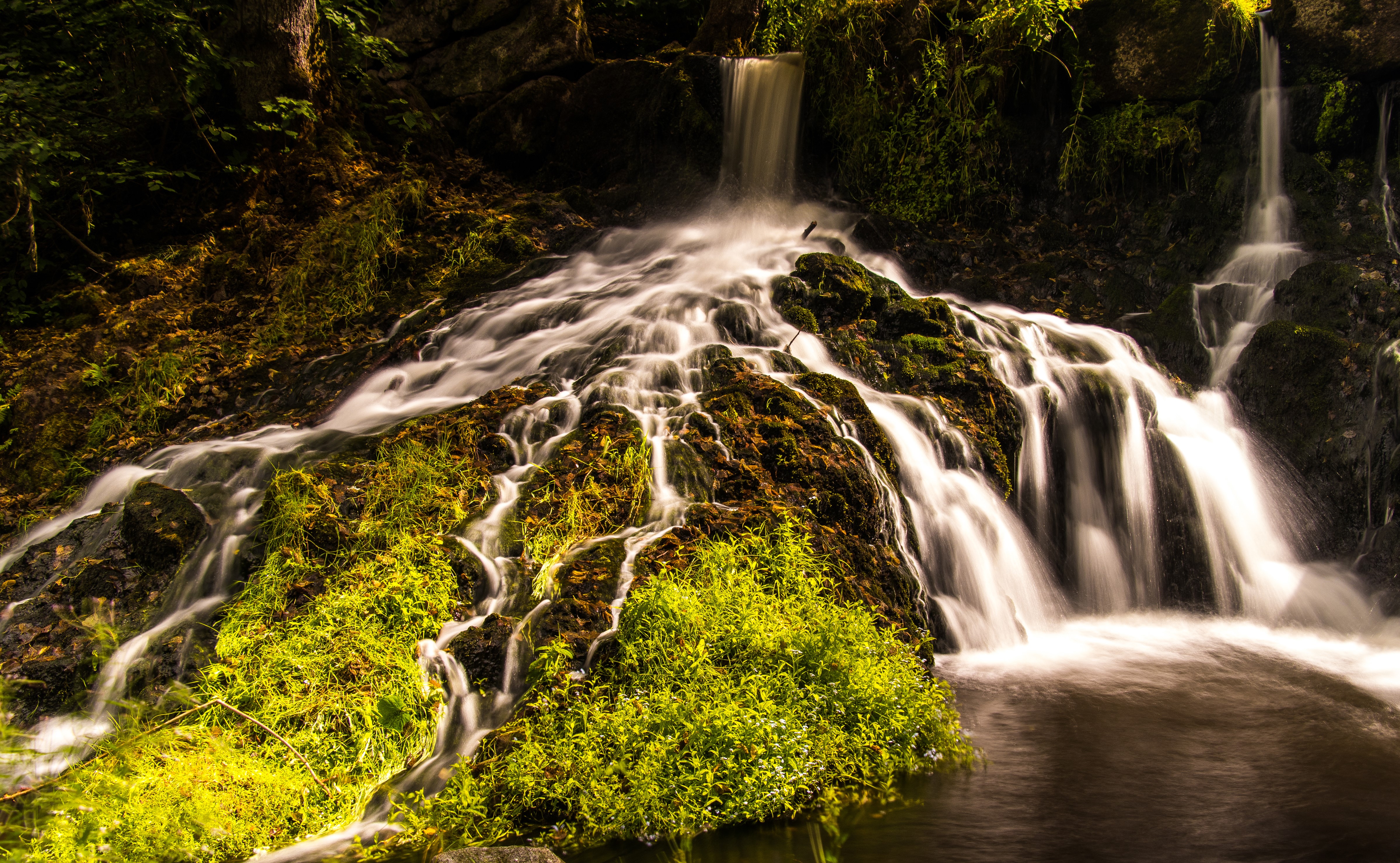 Waterfalls in Rottle, Jönköping, Sweden HD Wallpaper