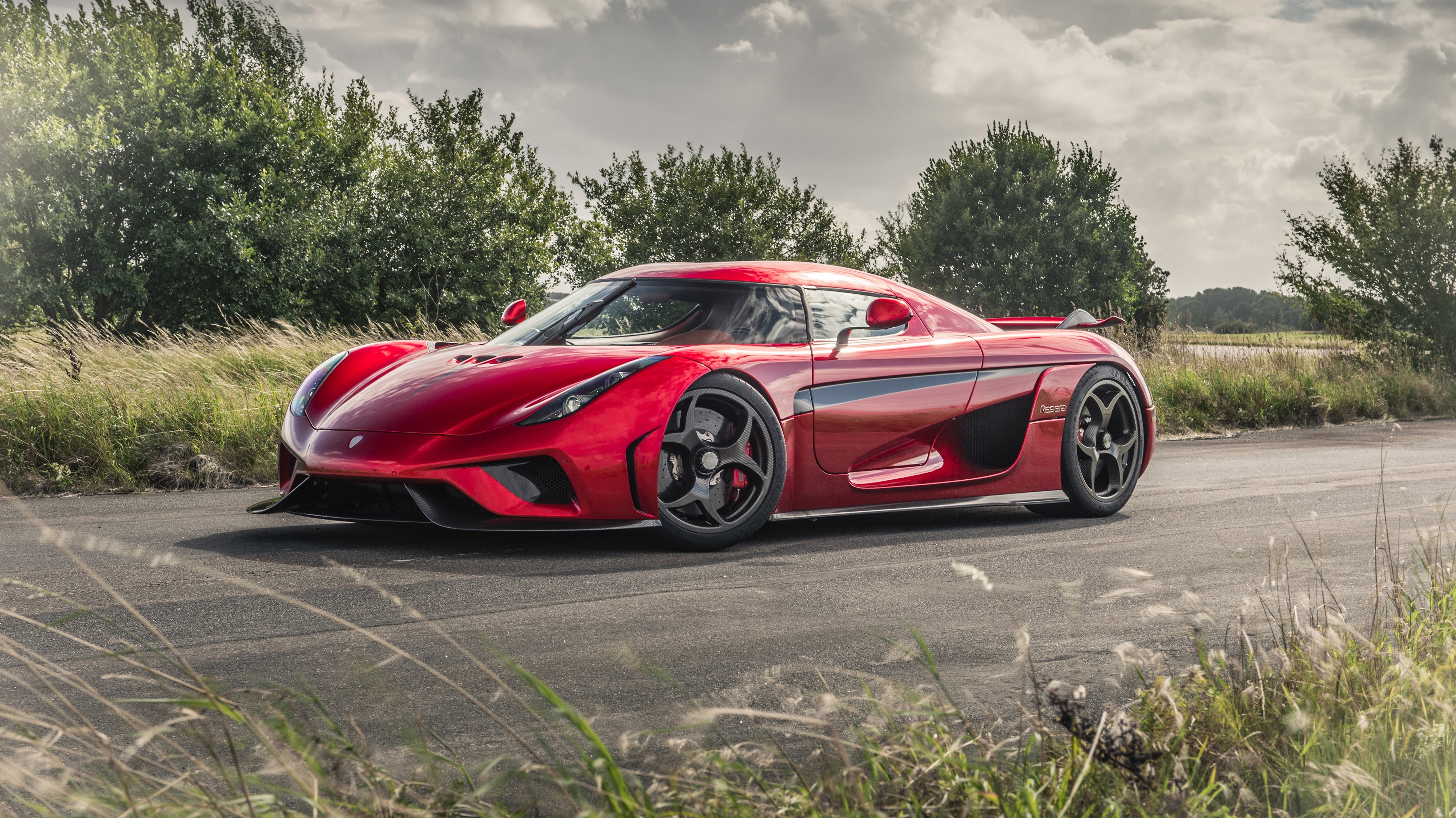 Red Koenigsegg Regera 2015-16 HD Wallpaper