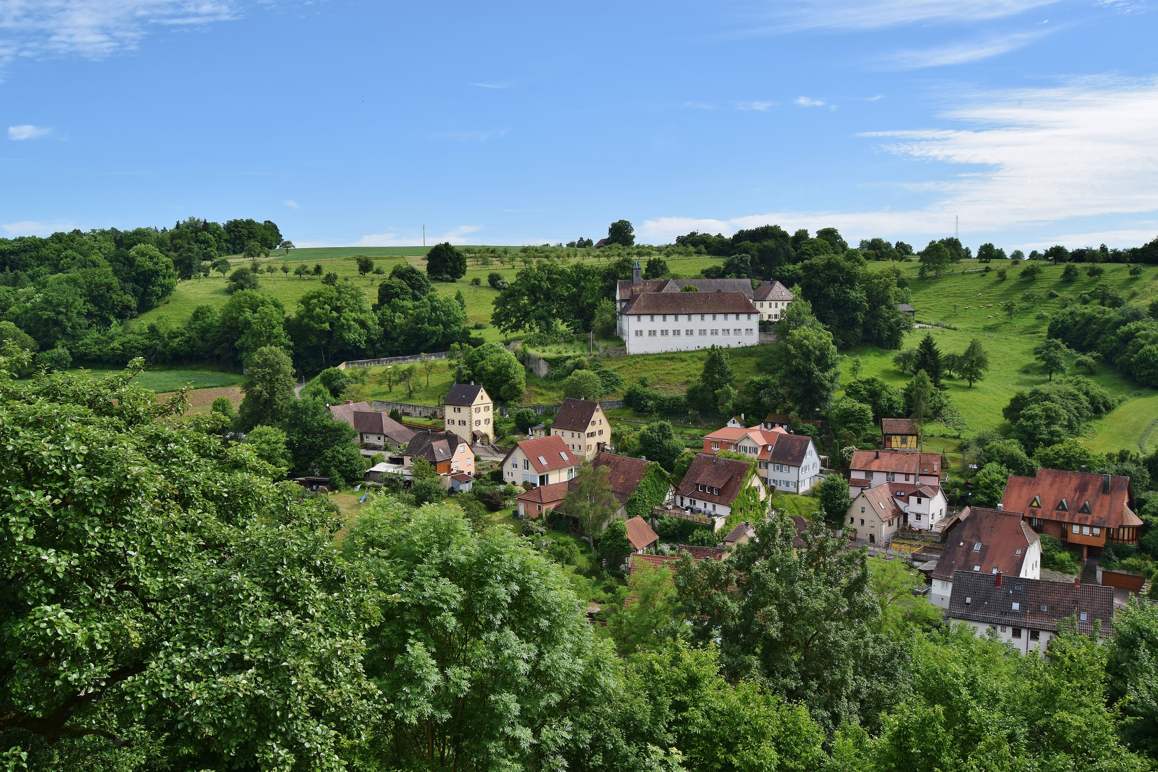 Houses in Steinbach, Germany HD Wallpaper