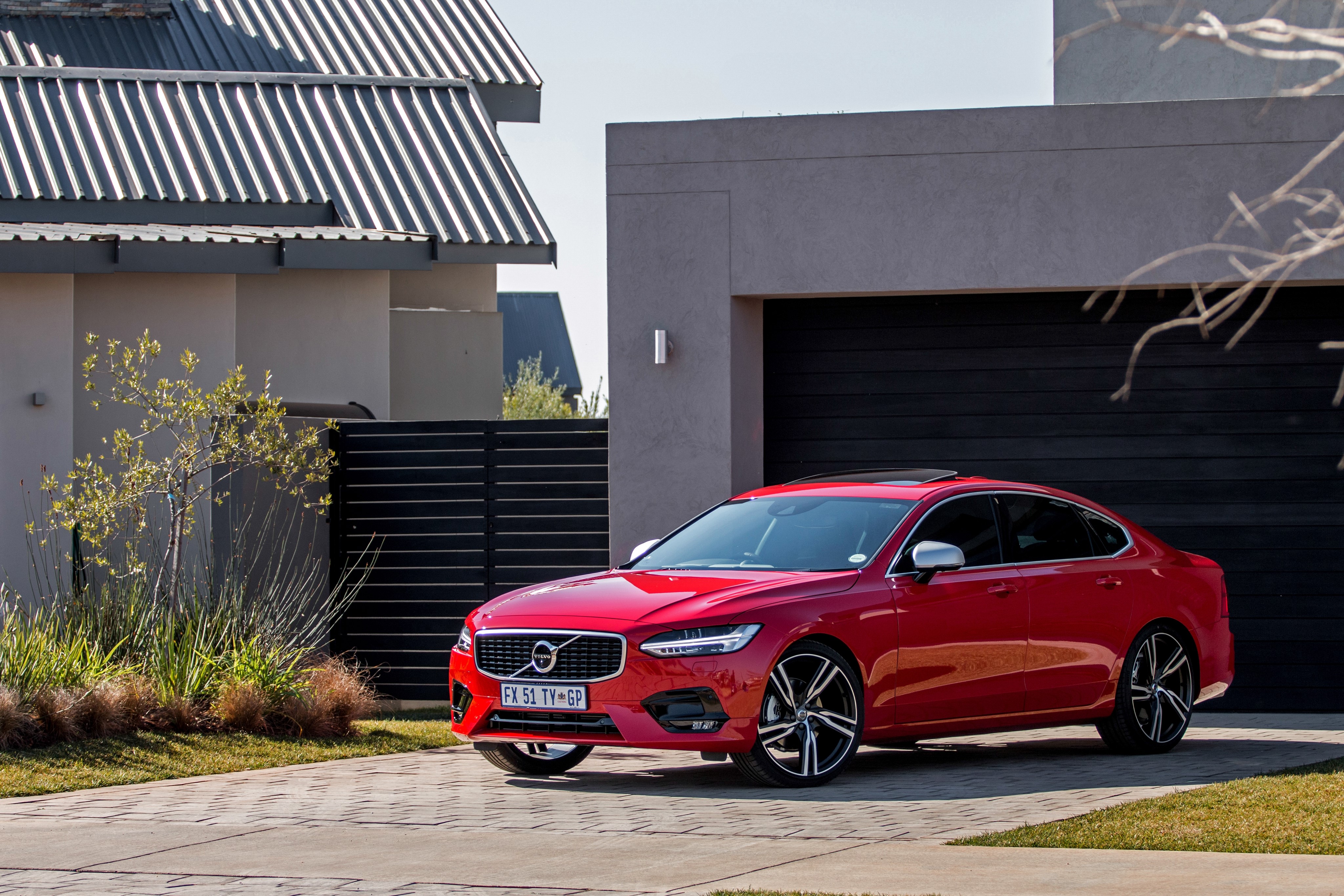Red 2017 Volvo S90 D5 R-Design HD Wallpaper