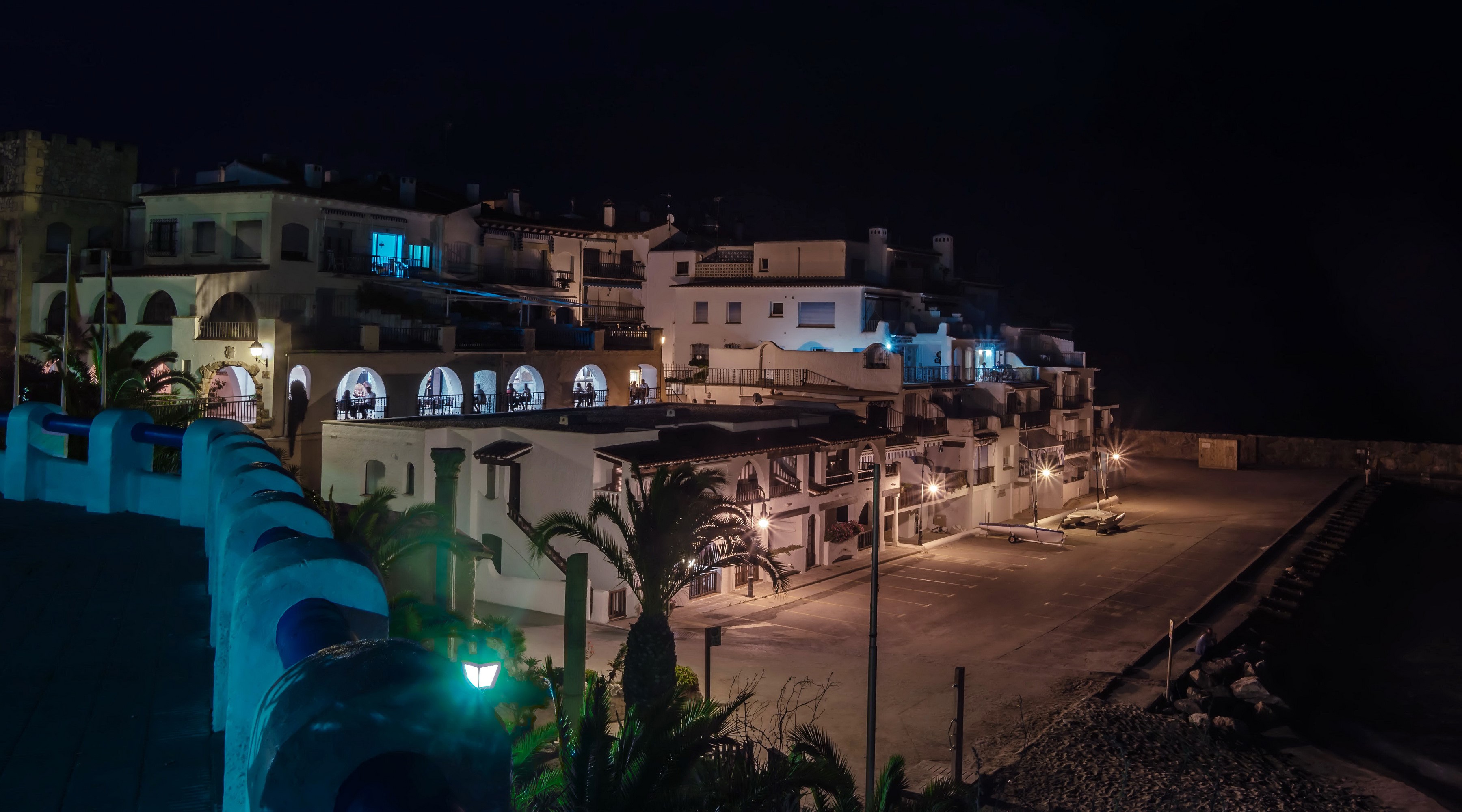 Houses at night in Bara, Catalonia, Spain HD Wallpaper