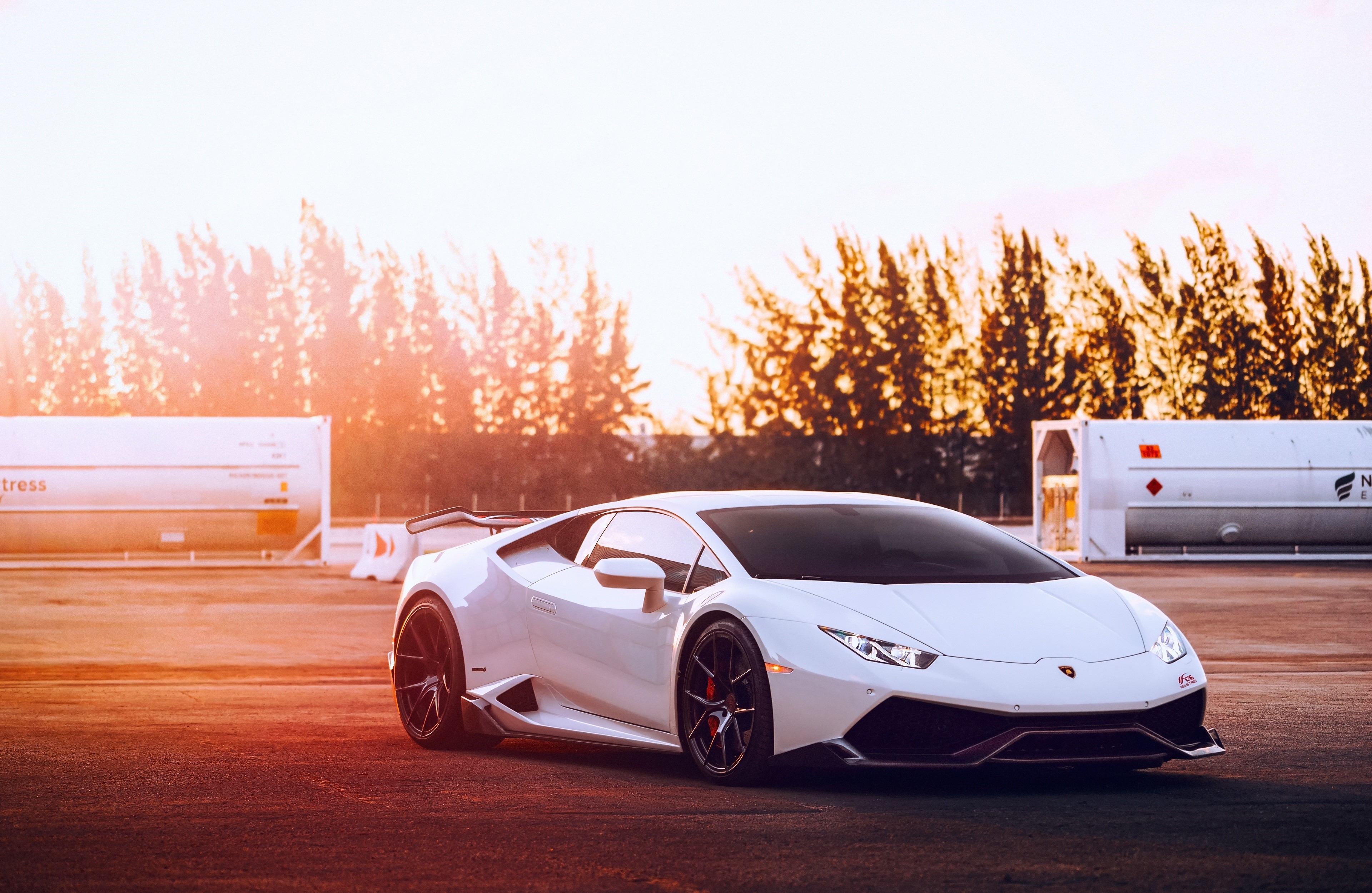 White Lamborghini Huracan HD Wallpaper