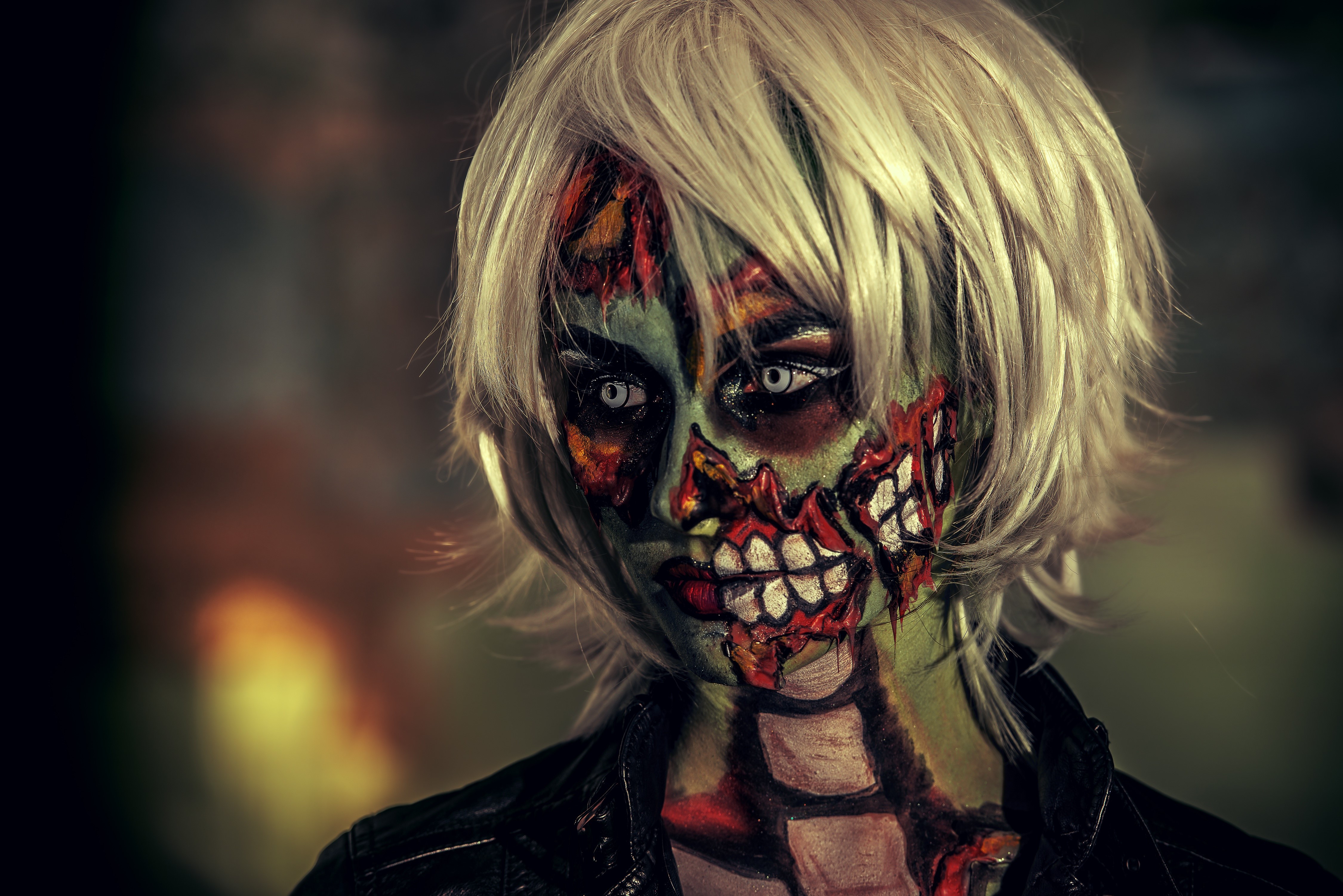 Blonde girl with zombie makeup HD Wallpaper