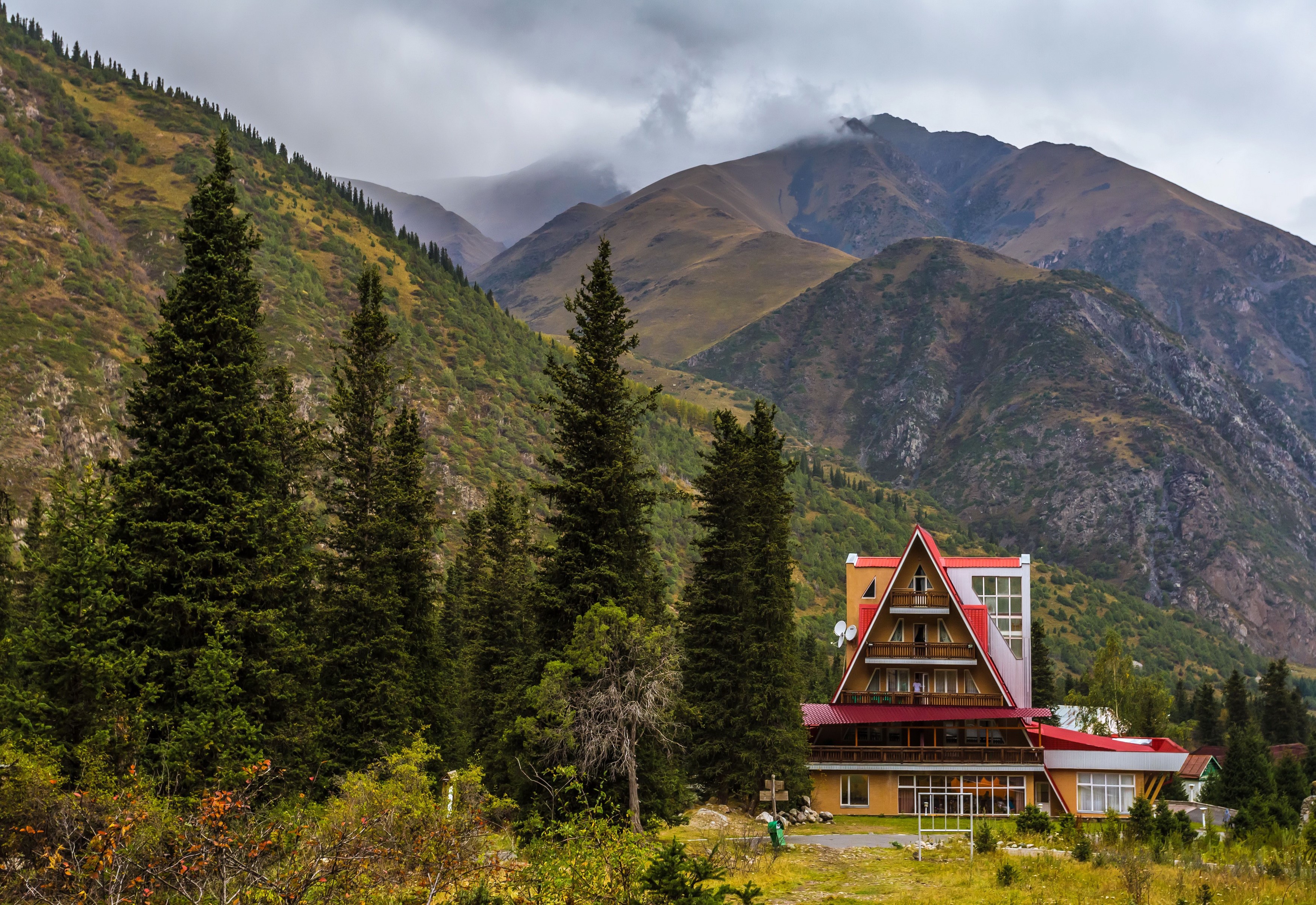 Hotel in Ala-Archa National Park, Kazakhstan HD Wallpaper