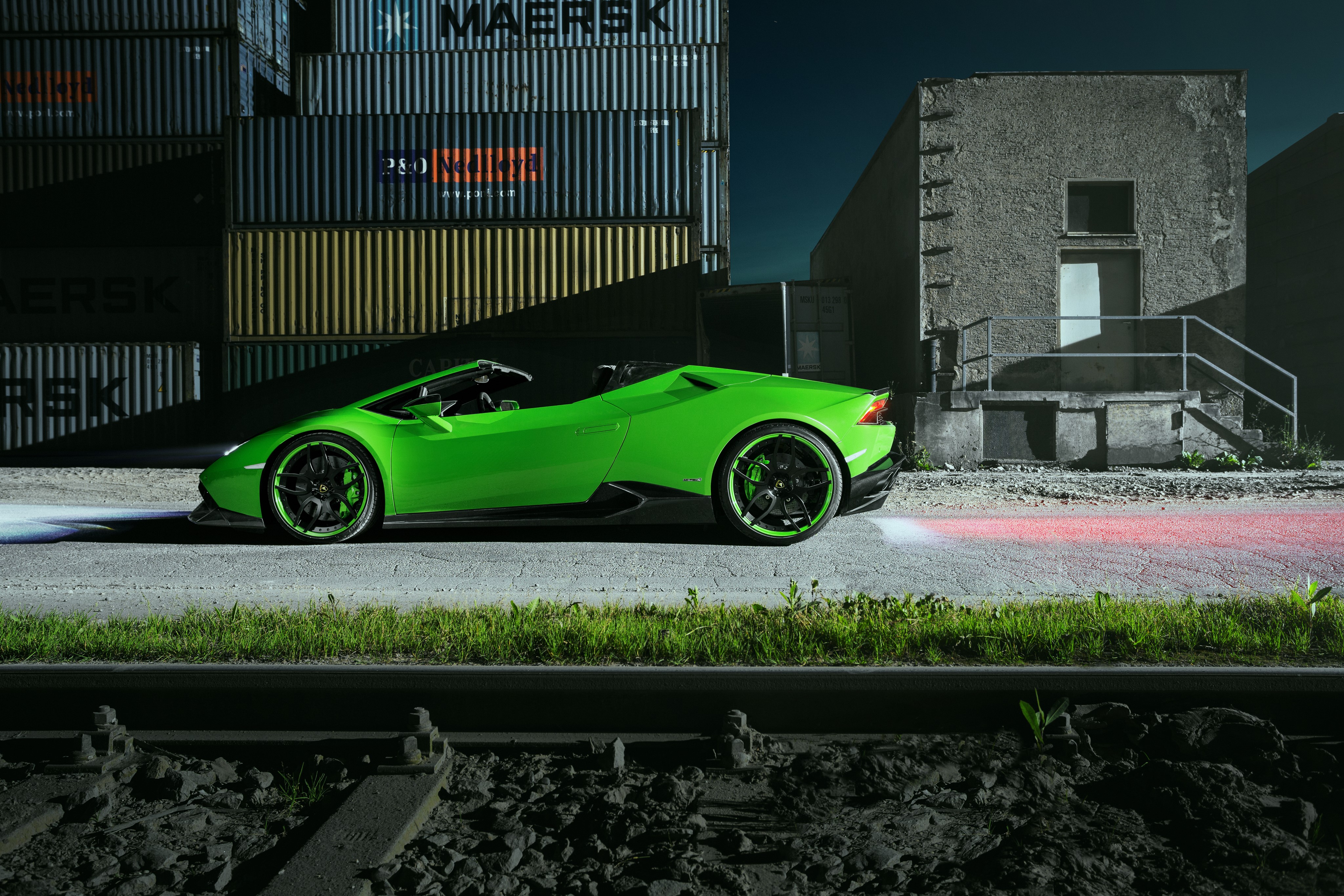Green Novitec Torado Huracan LP 610-4 Spyder by the containers HD Wallpaper