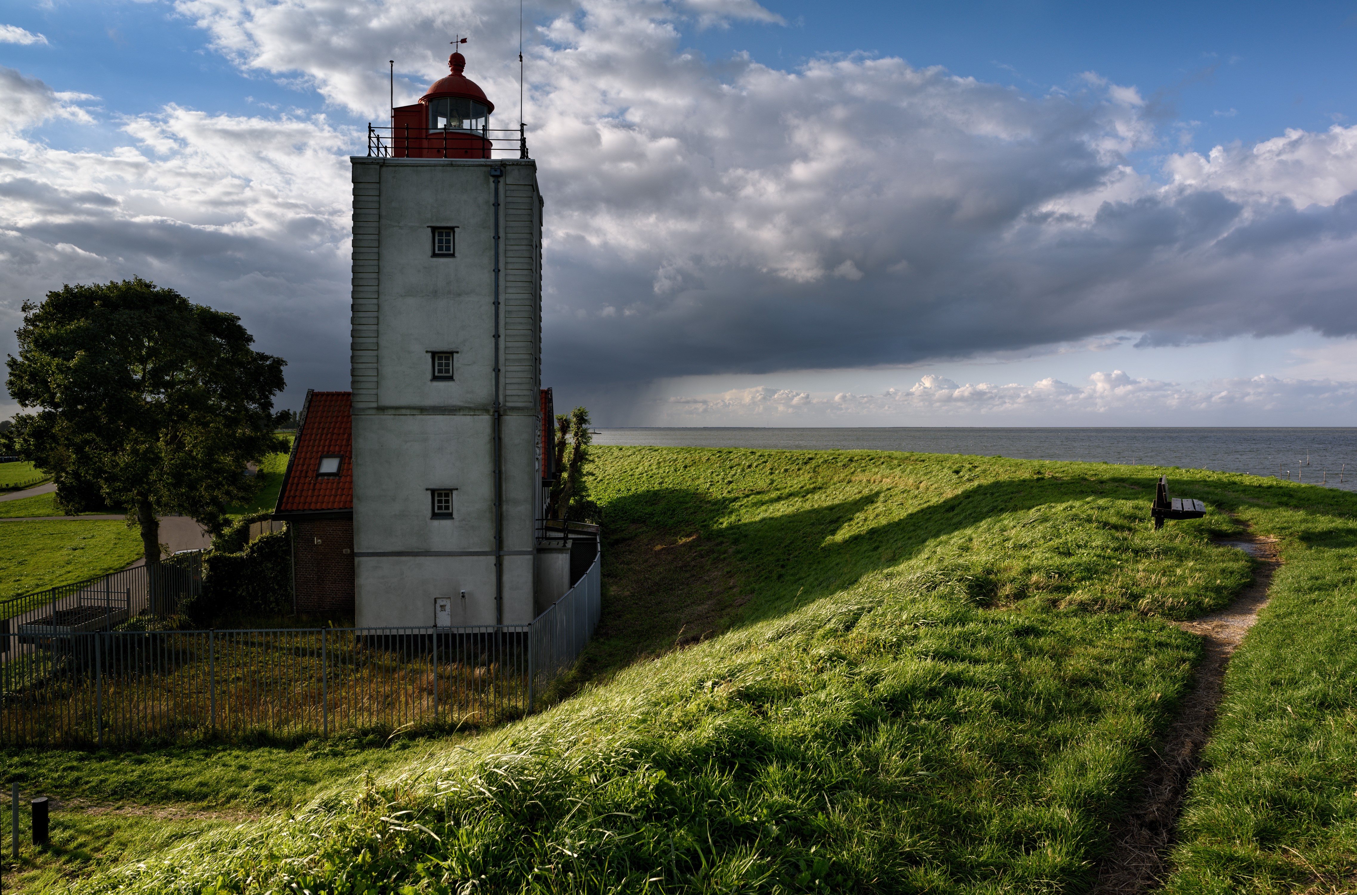 Lighthouse on Oosterdijk, Netherlands Coast HD Wallpaper