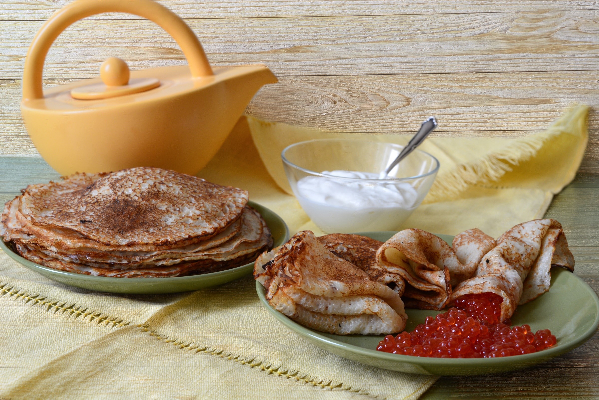 Pancakes with caviar and sour cream HD Wallpaper