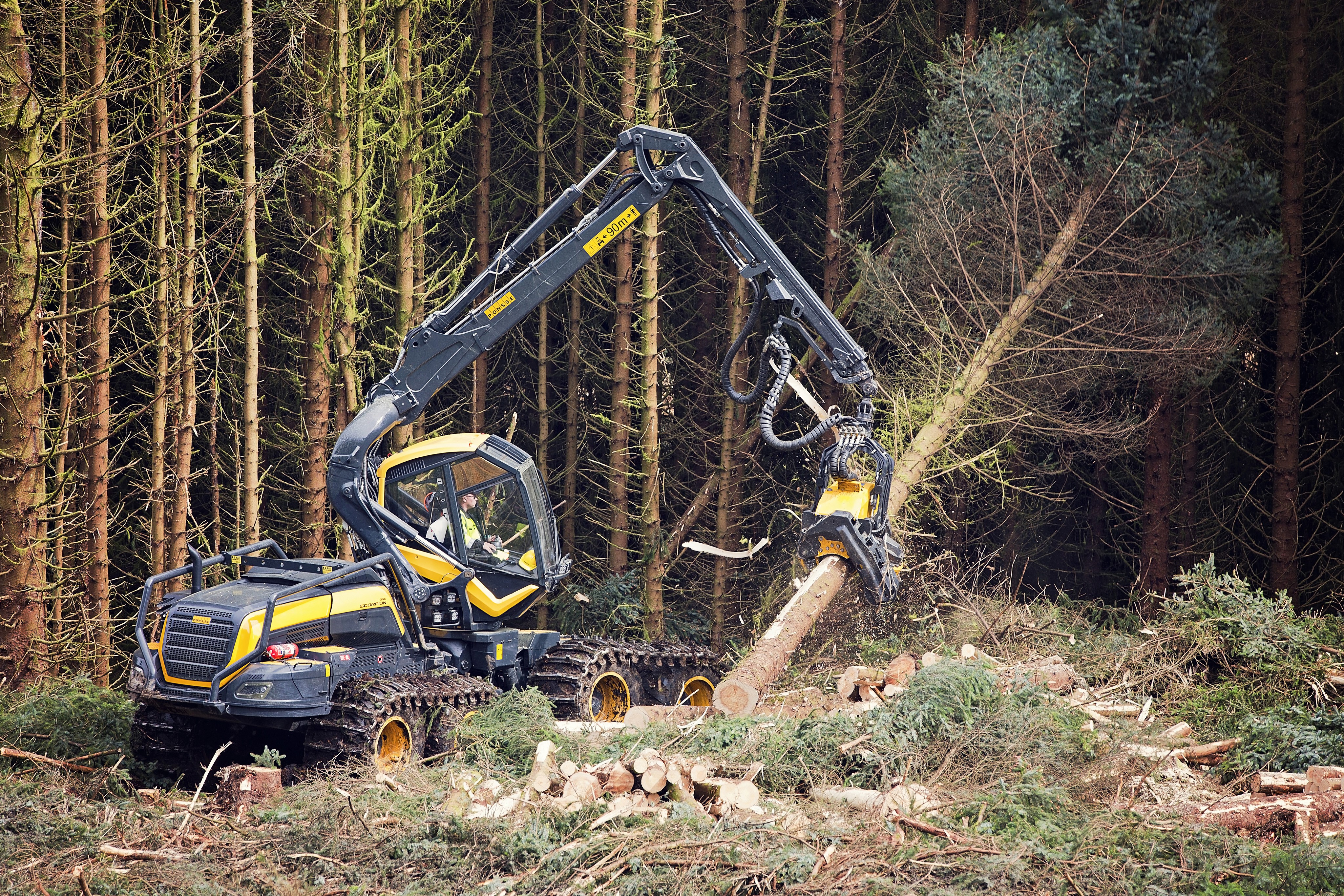 Ponsse ScorpionKing Harvester in forest HD Wallpaper