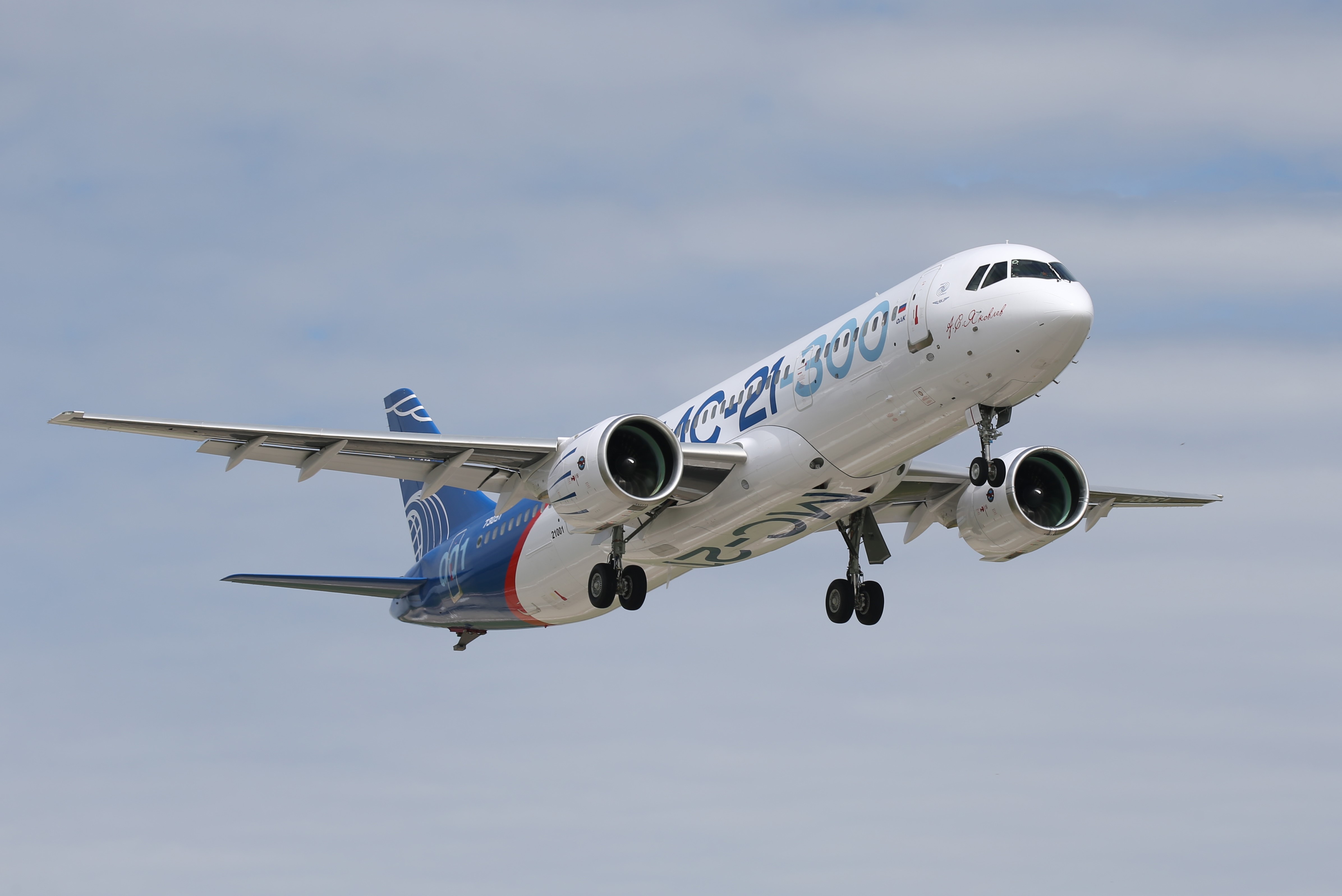 MS-21-300 Airplane in flight HD Wallpaper