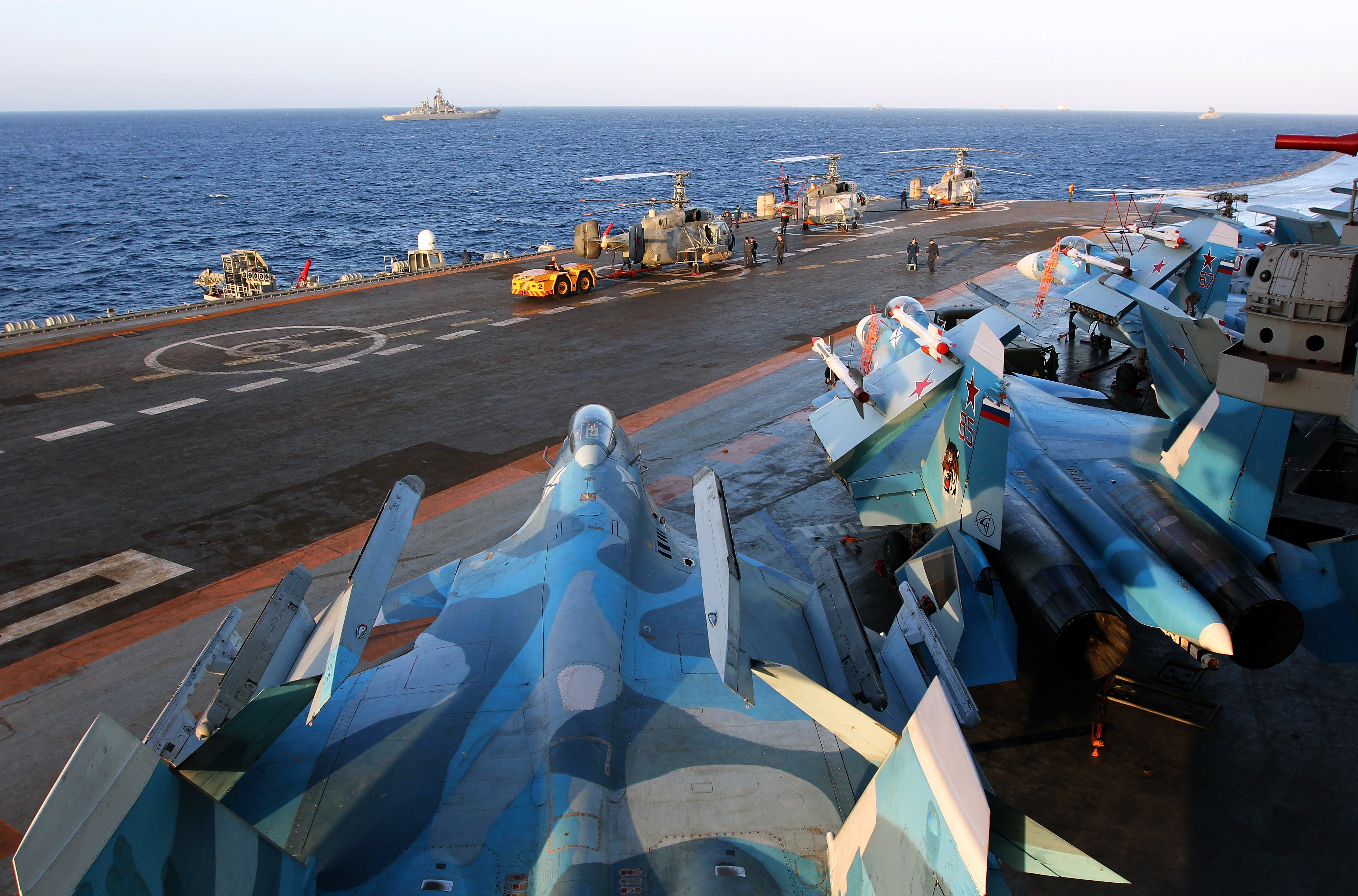 4K Su-33 Fighter Jets on Admiral Kuznetsov Aircraft Carrier HD Wallpaper