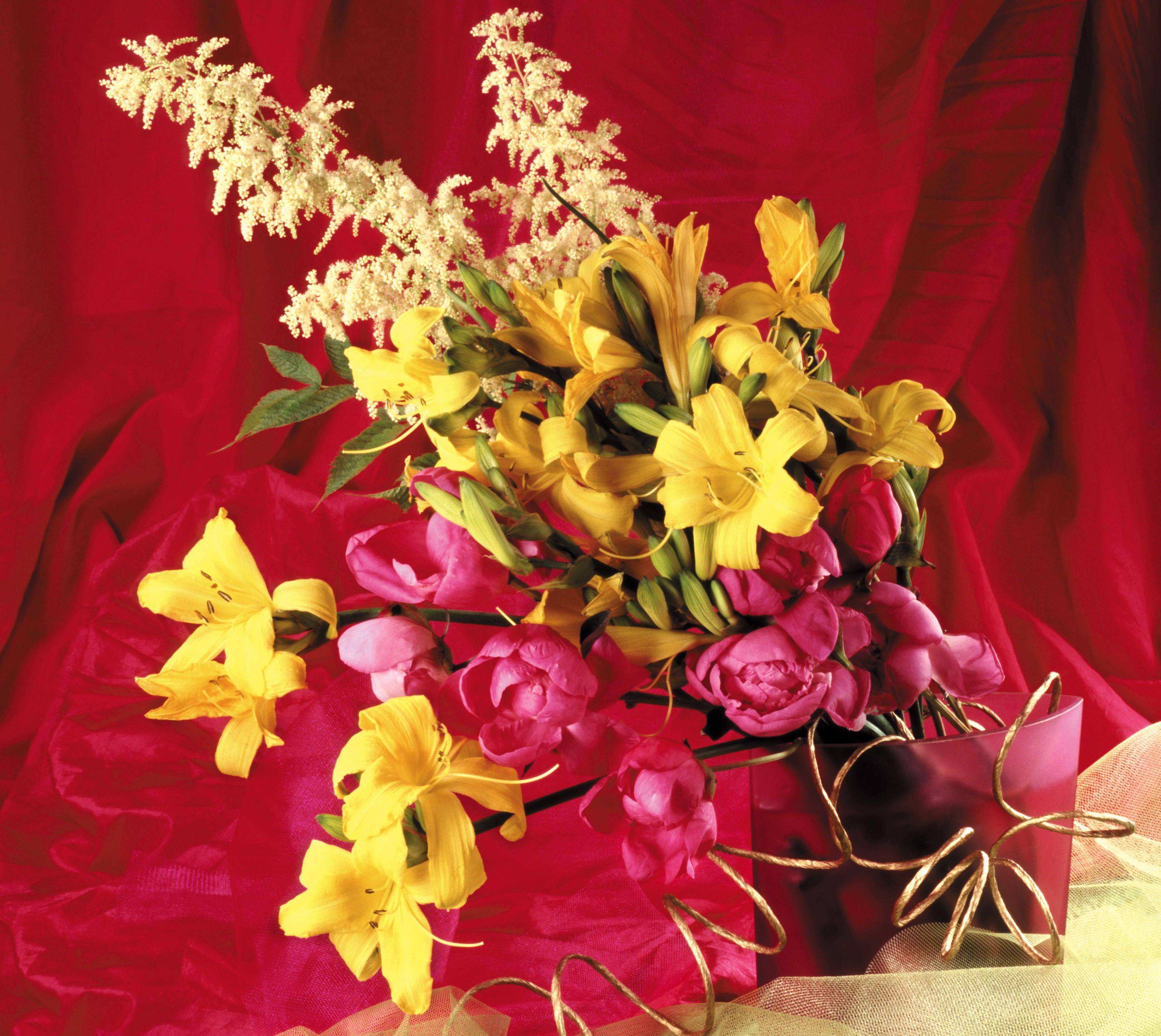 Bouquet of yellow lilies and pink peonies in a red vase HD Wallpaper