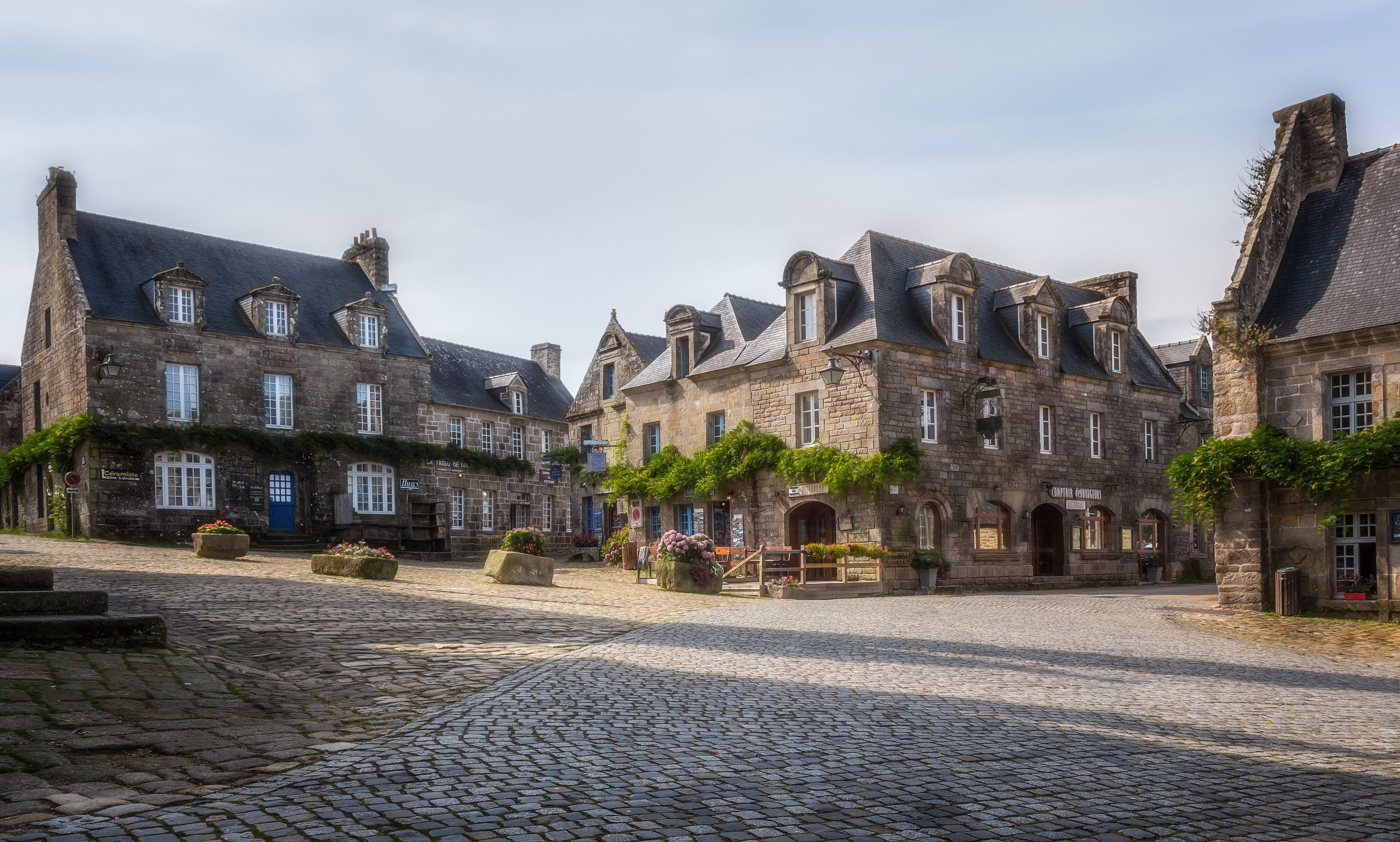 4K Locronan Brittany France Houses Street HD Wallpaper