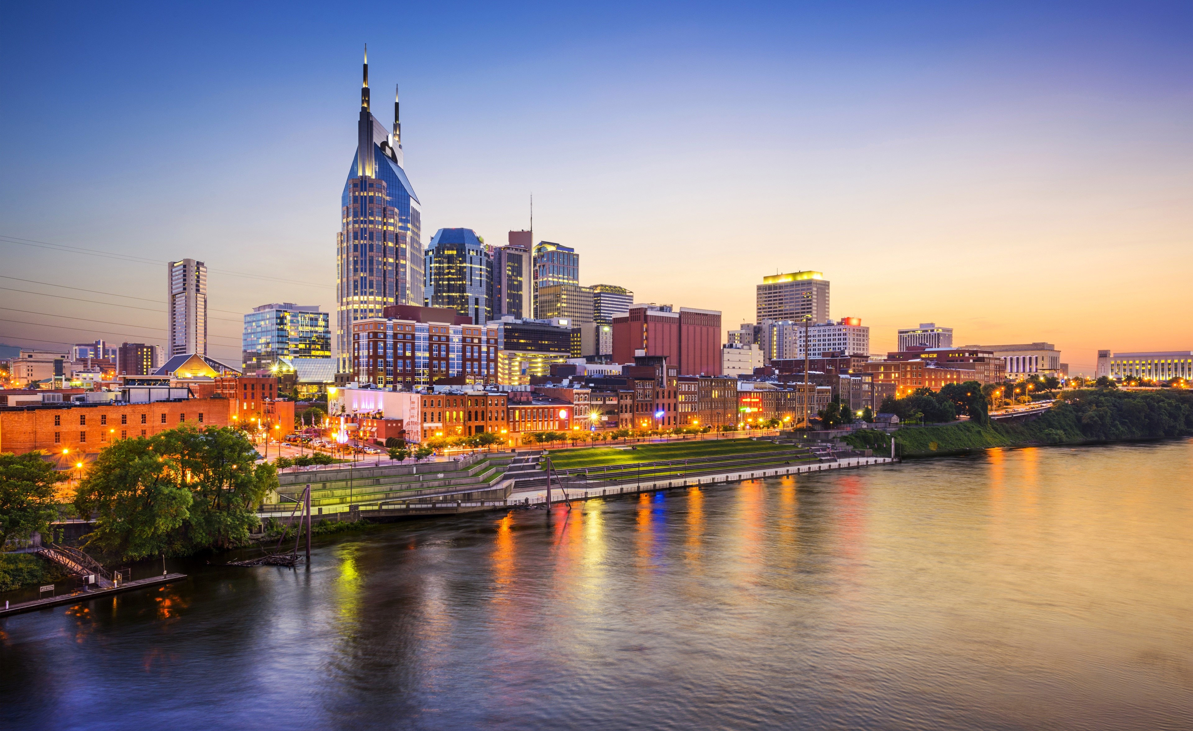 Nashville, Tennessee Skyline at Dusk HD Wallpaper