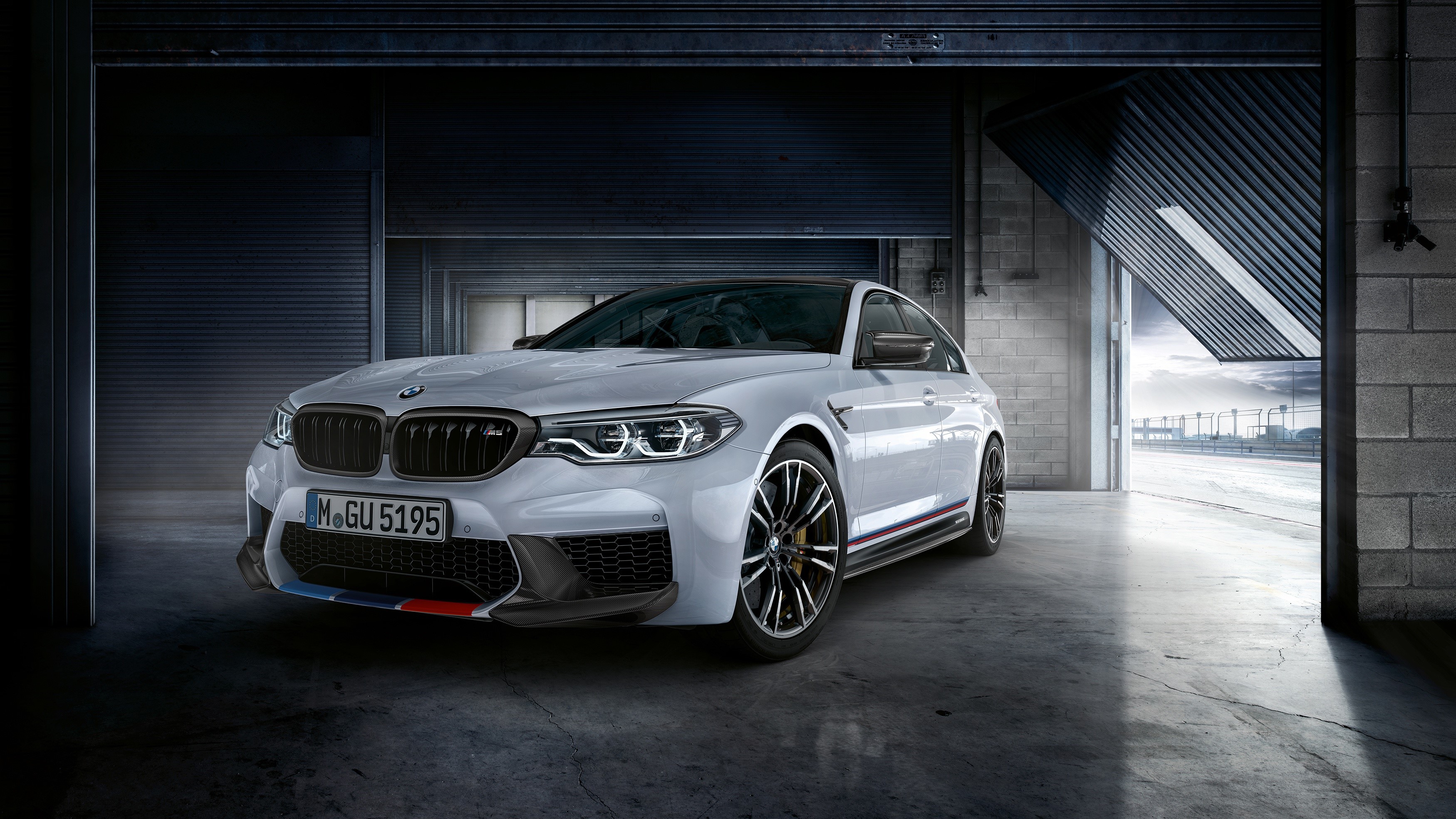 White 2018 BMW M5 M Performance HD Wallpaper