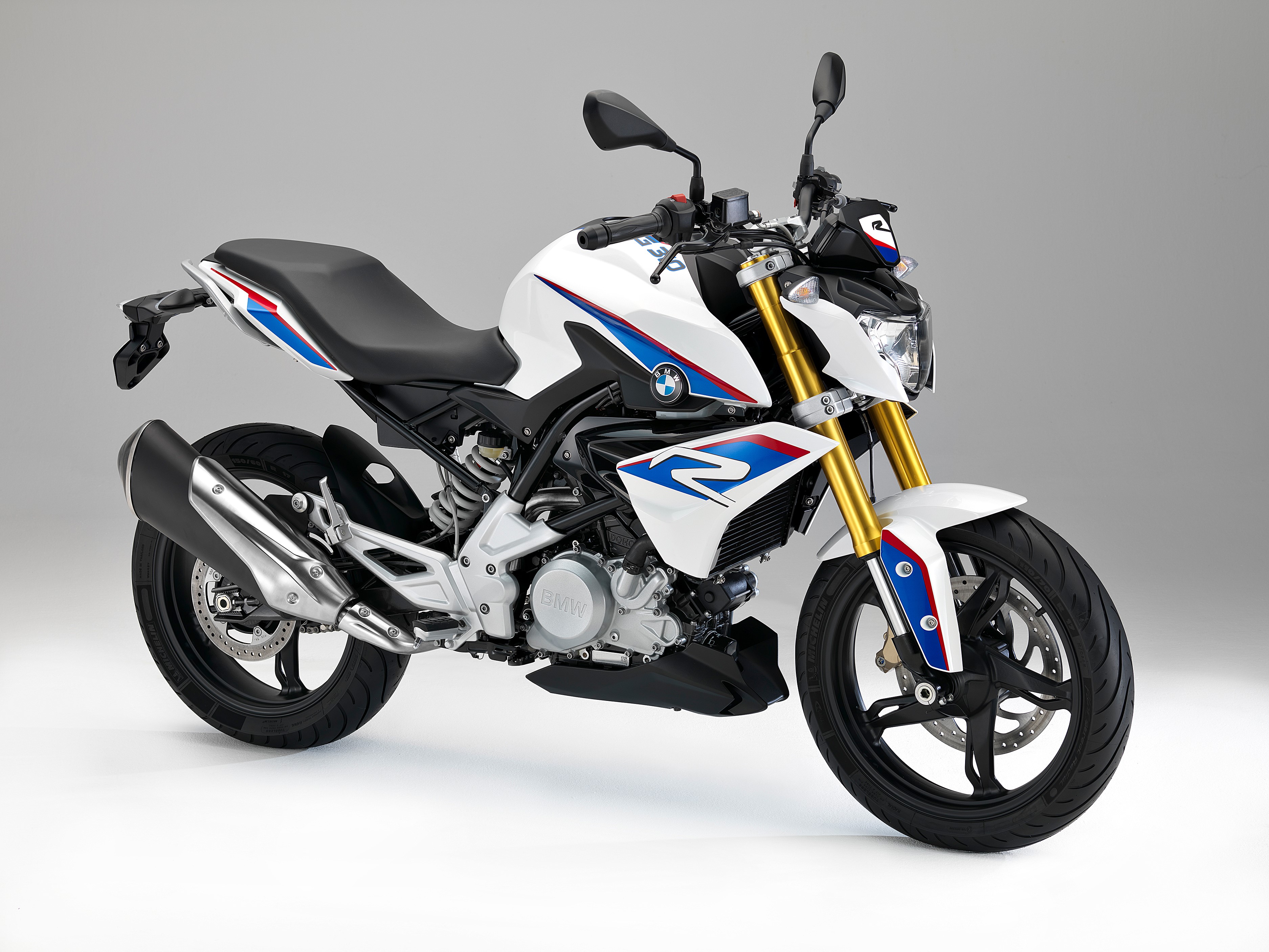 BMW G 310 R motorcycle HD Wallpaper