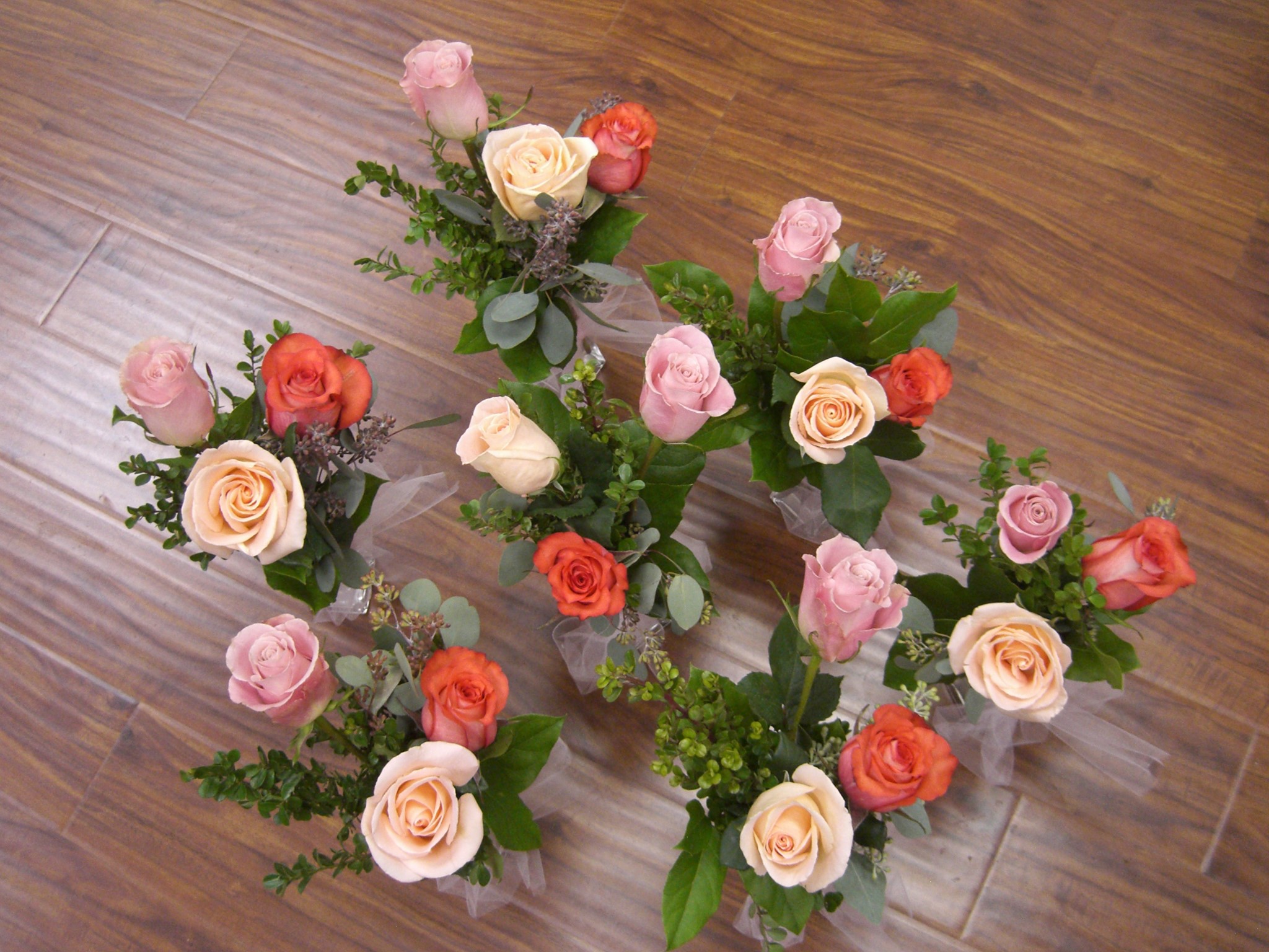 Assortment of Rose Boutonnieres and Corsages HD Wallpaper