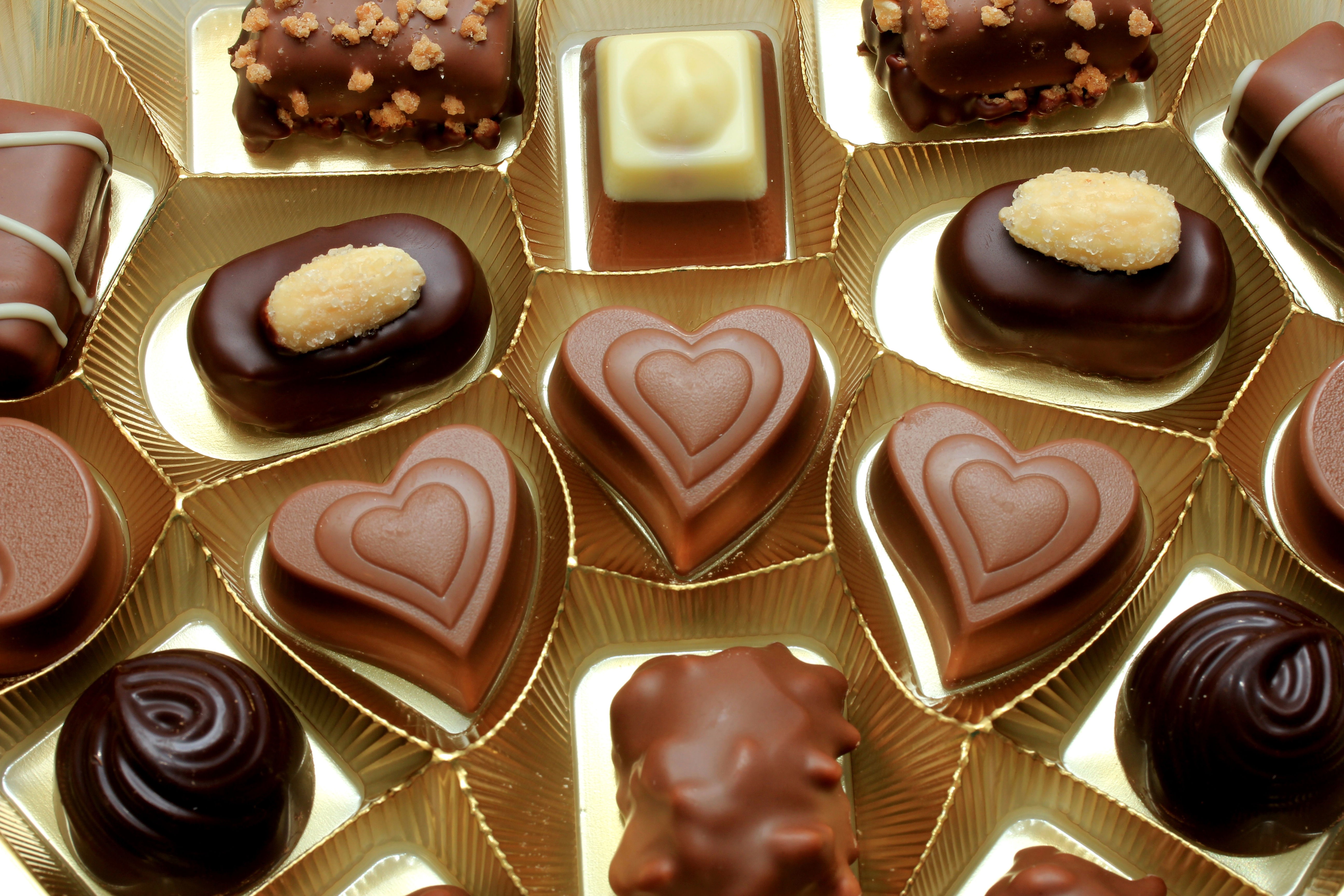 Box of assorted chocolates HD Wallpaper