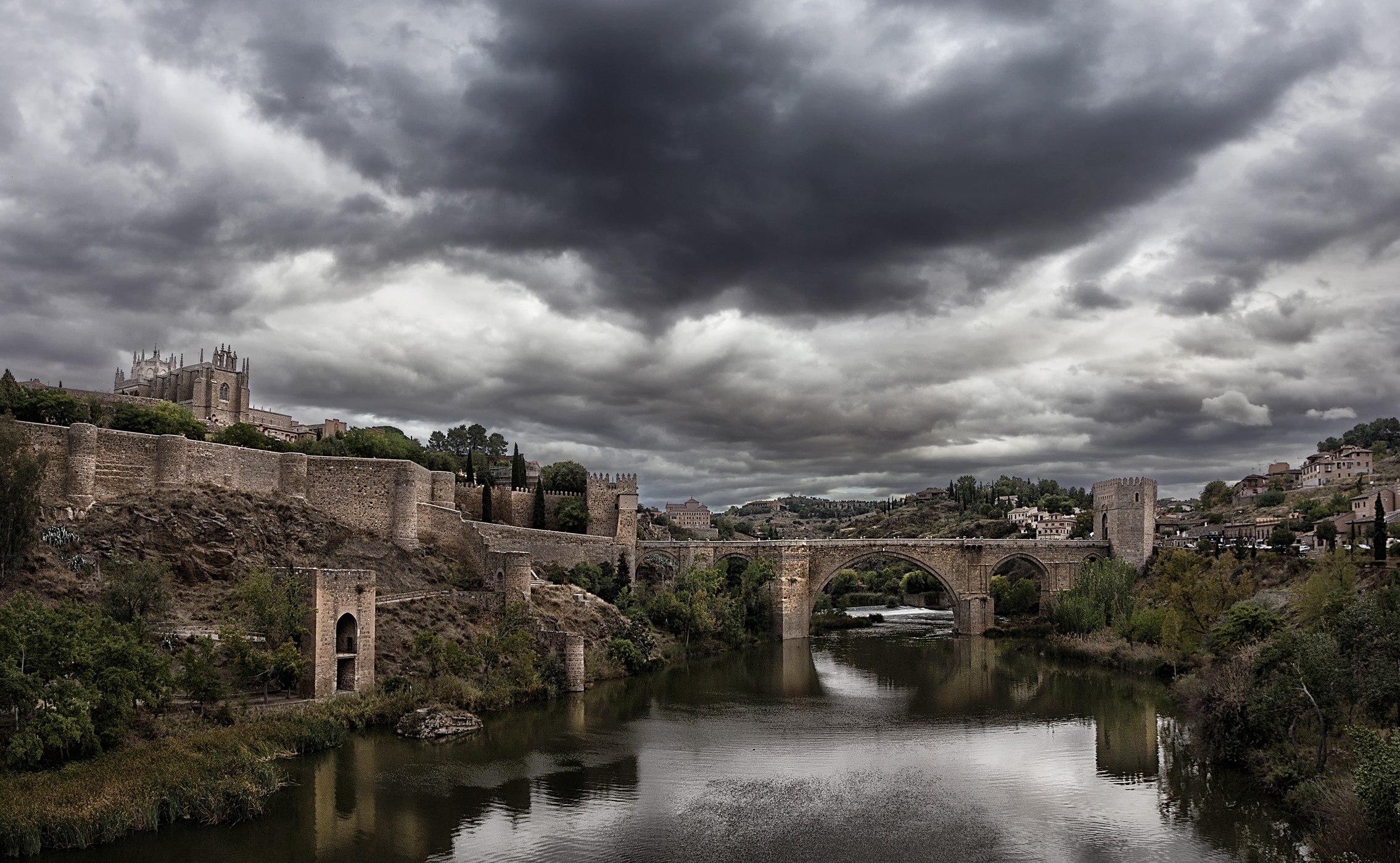 Toledo, Spain: River and Bridge with Fortress and Cathedral HD Wallpaper