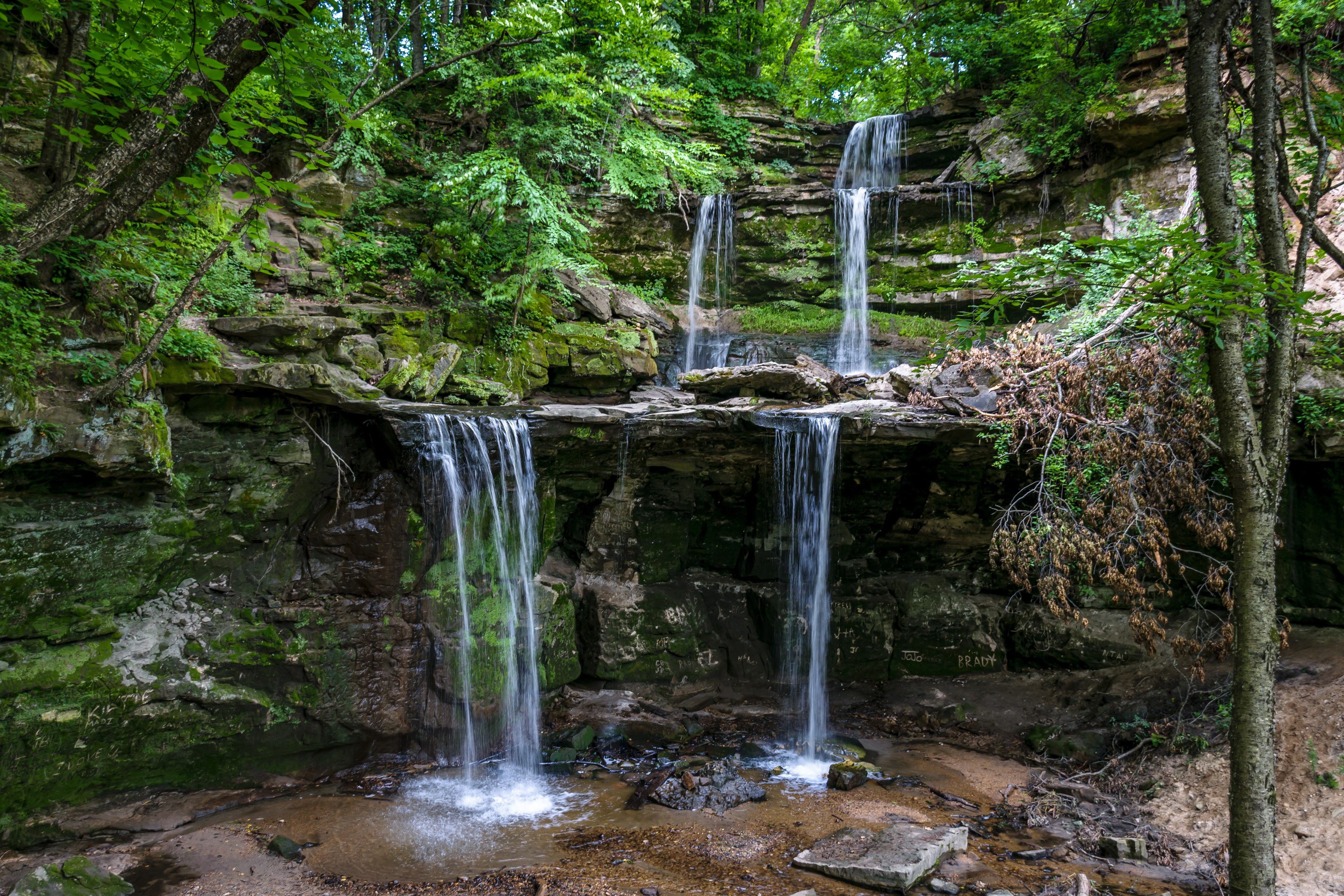 Waterfalls in a forest in Minnesota, USA HD Wallpaper