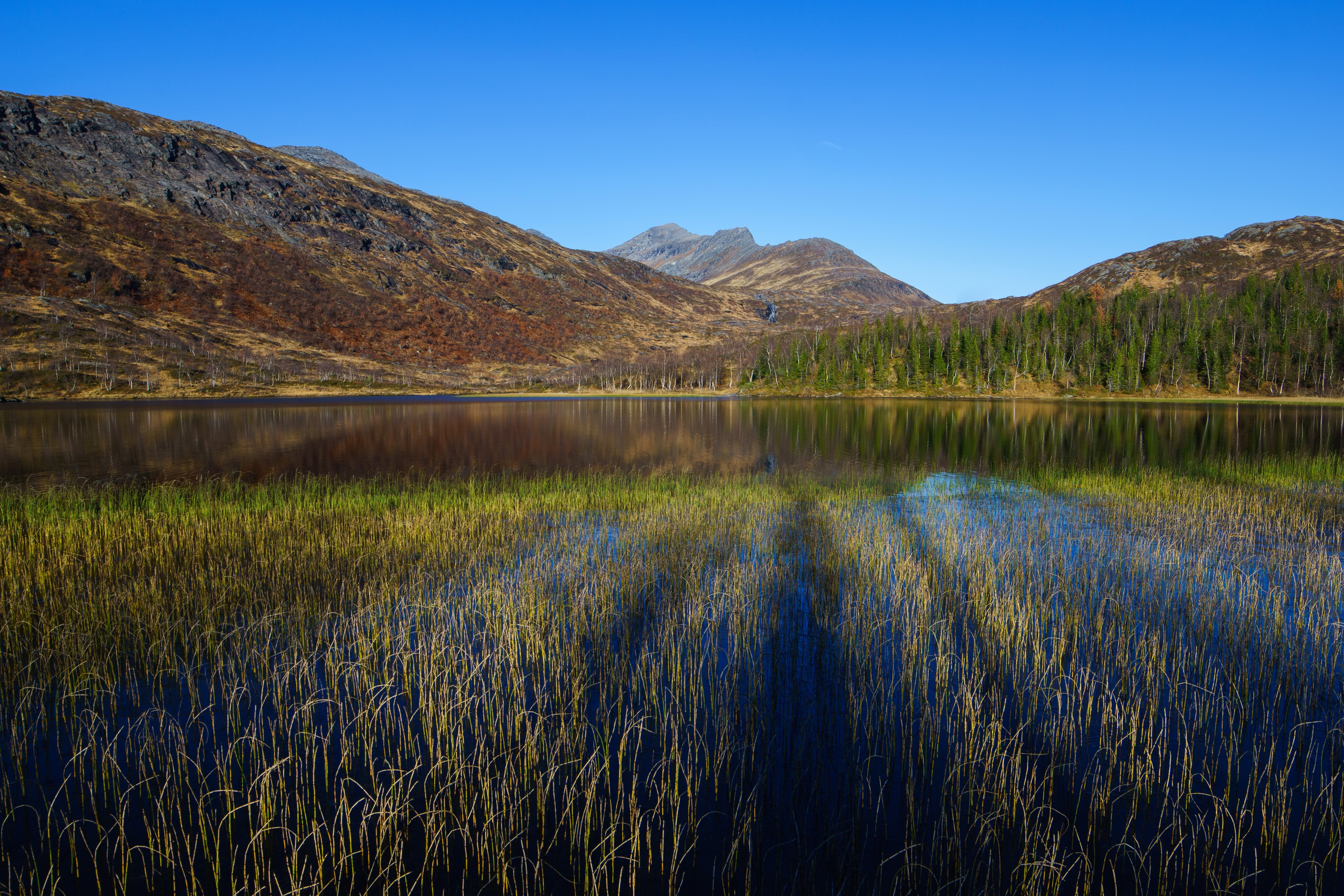 Lake and Mountains at Nordskaret, Norway HD Wallpaper