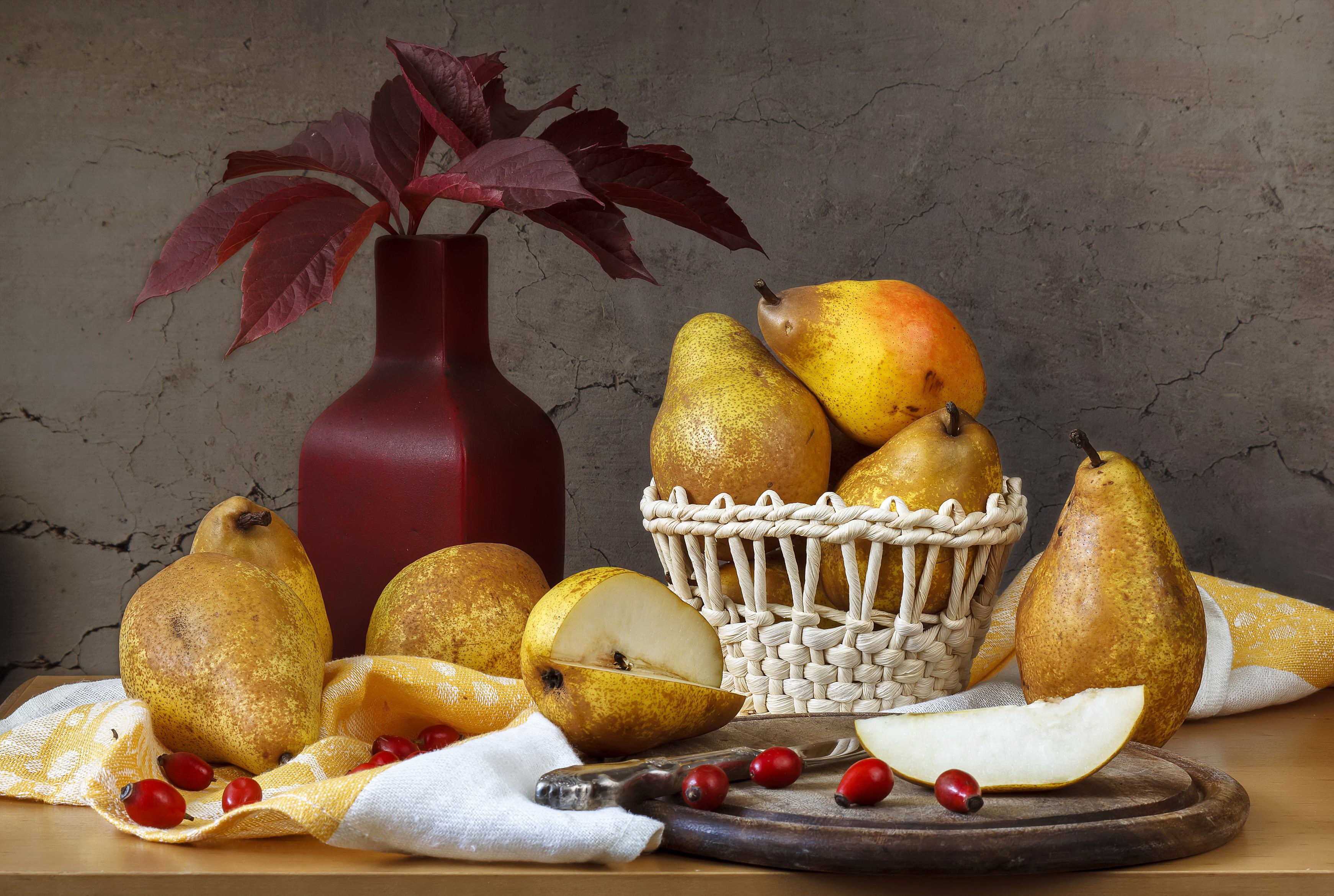 Still-life with pears, vase, and foliage HD Wallpaper