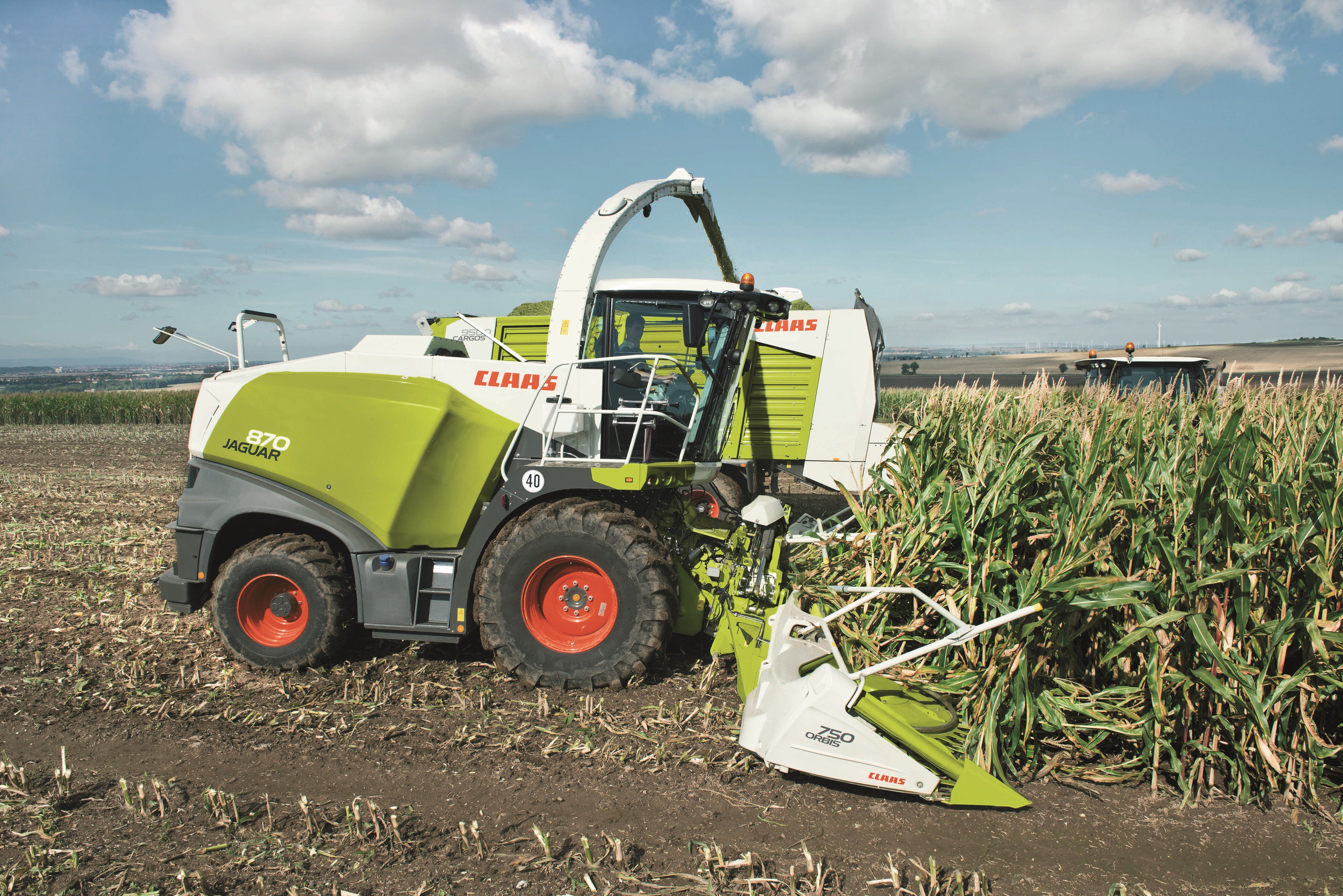 Claas Jaguar 870 agricultural machinery harvesting corn HD Wallpaper