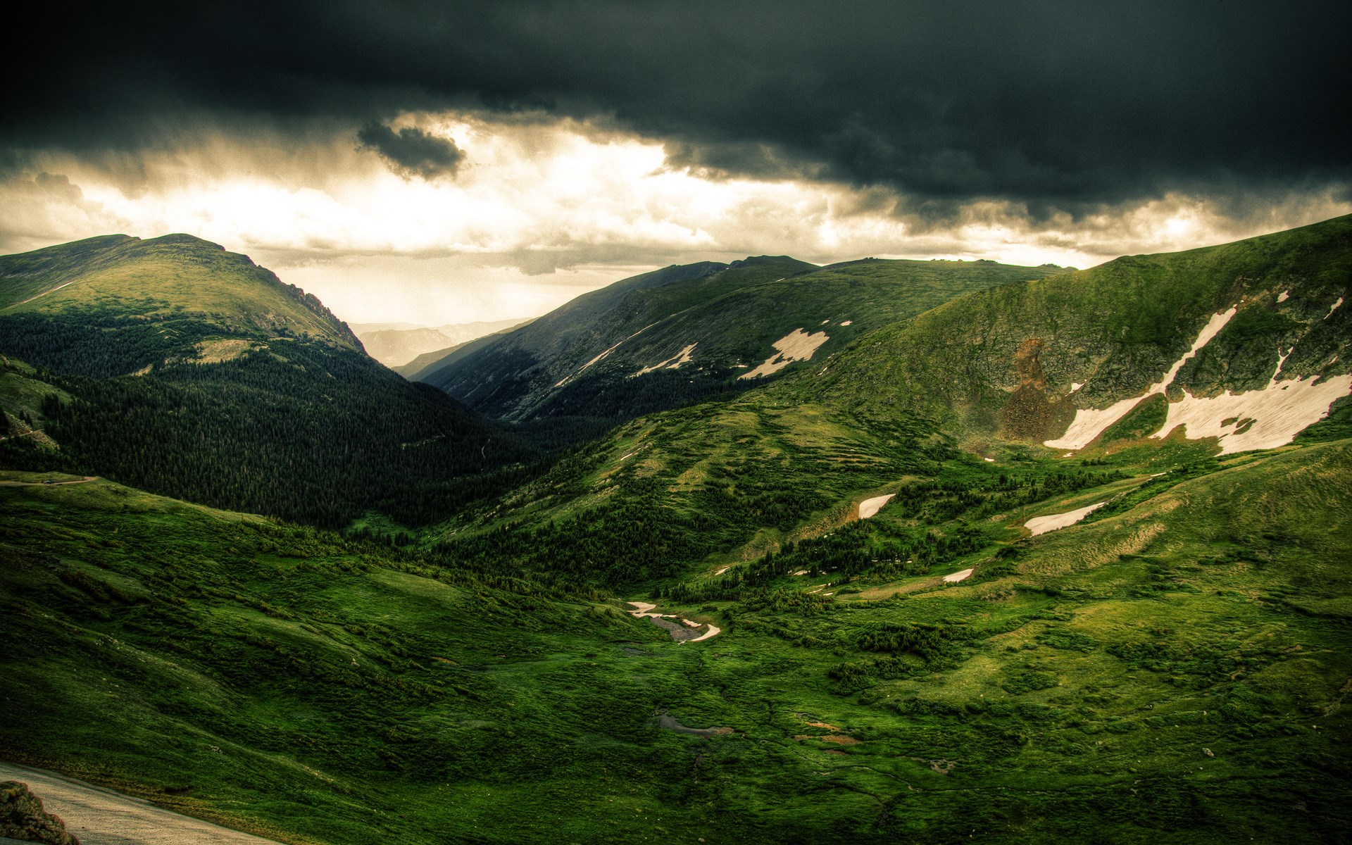 Stormy Sky Over Green Mountain Valley HD Wallpaper