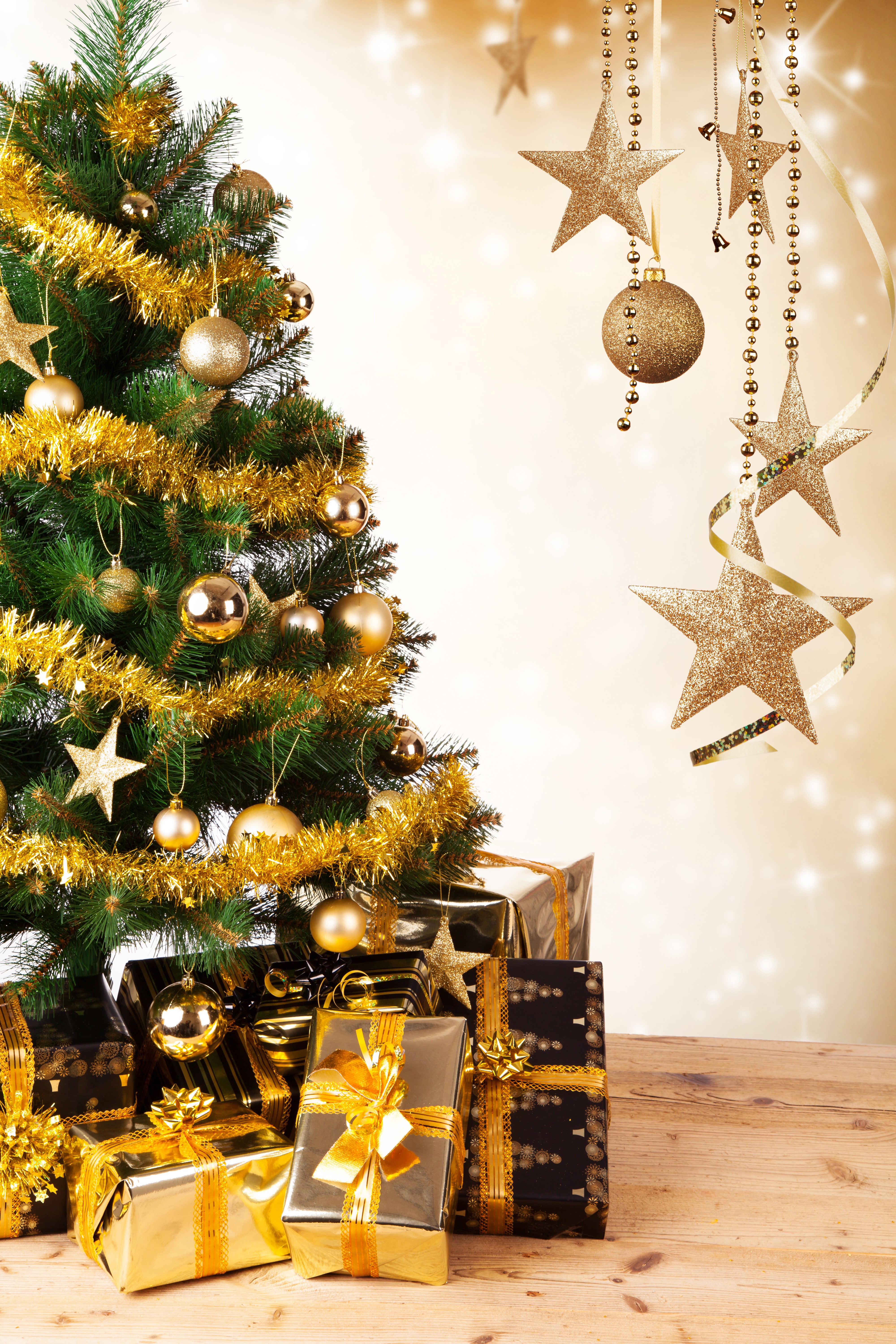 Christmas Tree with Gifts and Ornaments HD Phone Wallpaper