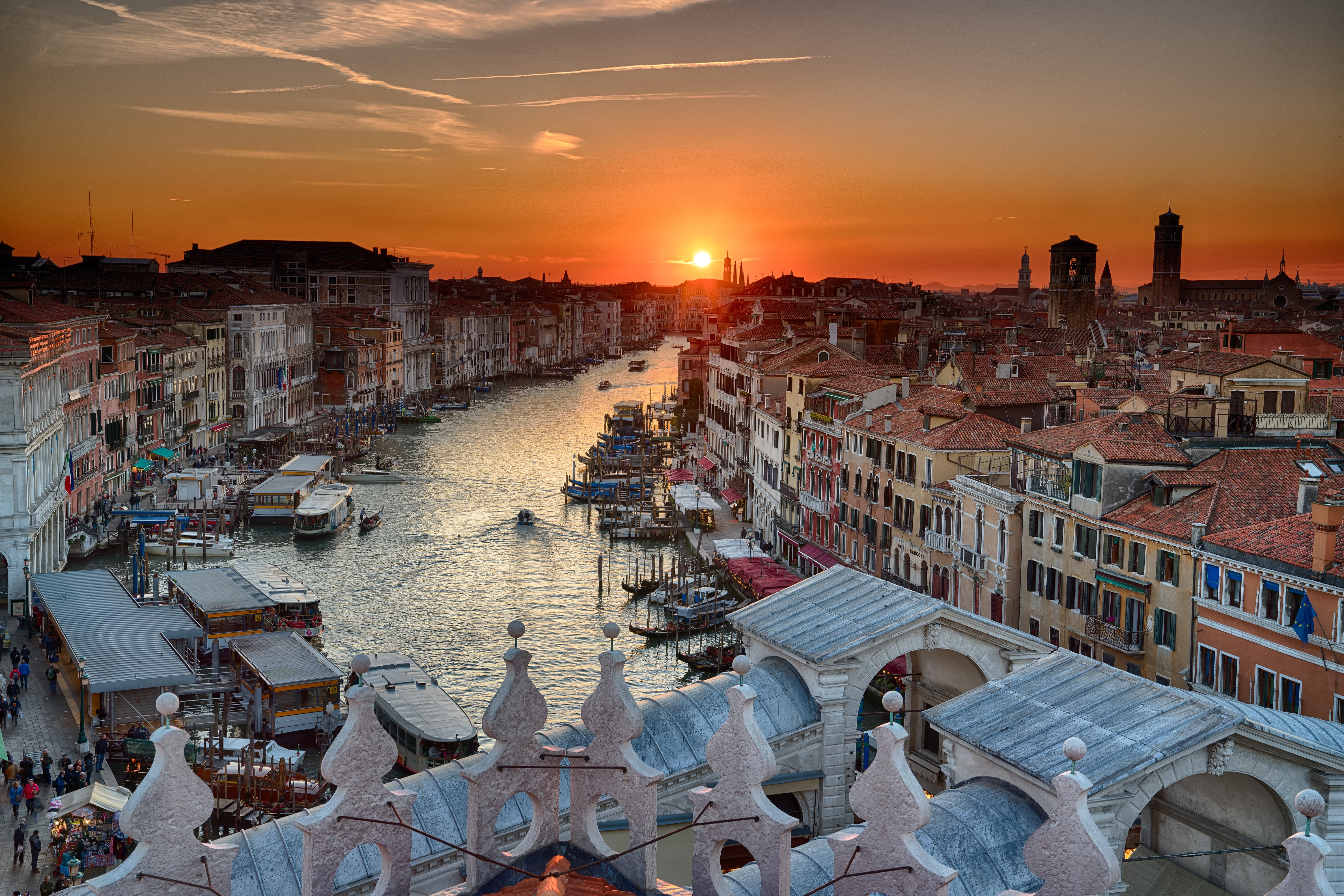 Venice Canal at Sunset HD Wallpaper