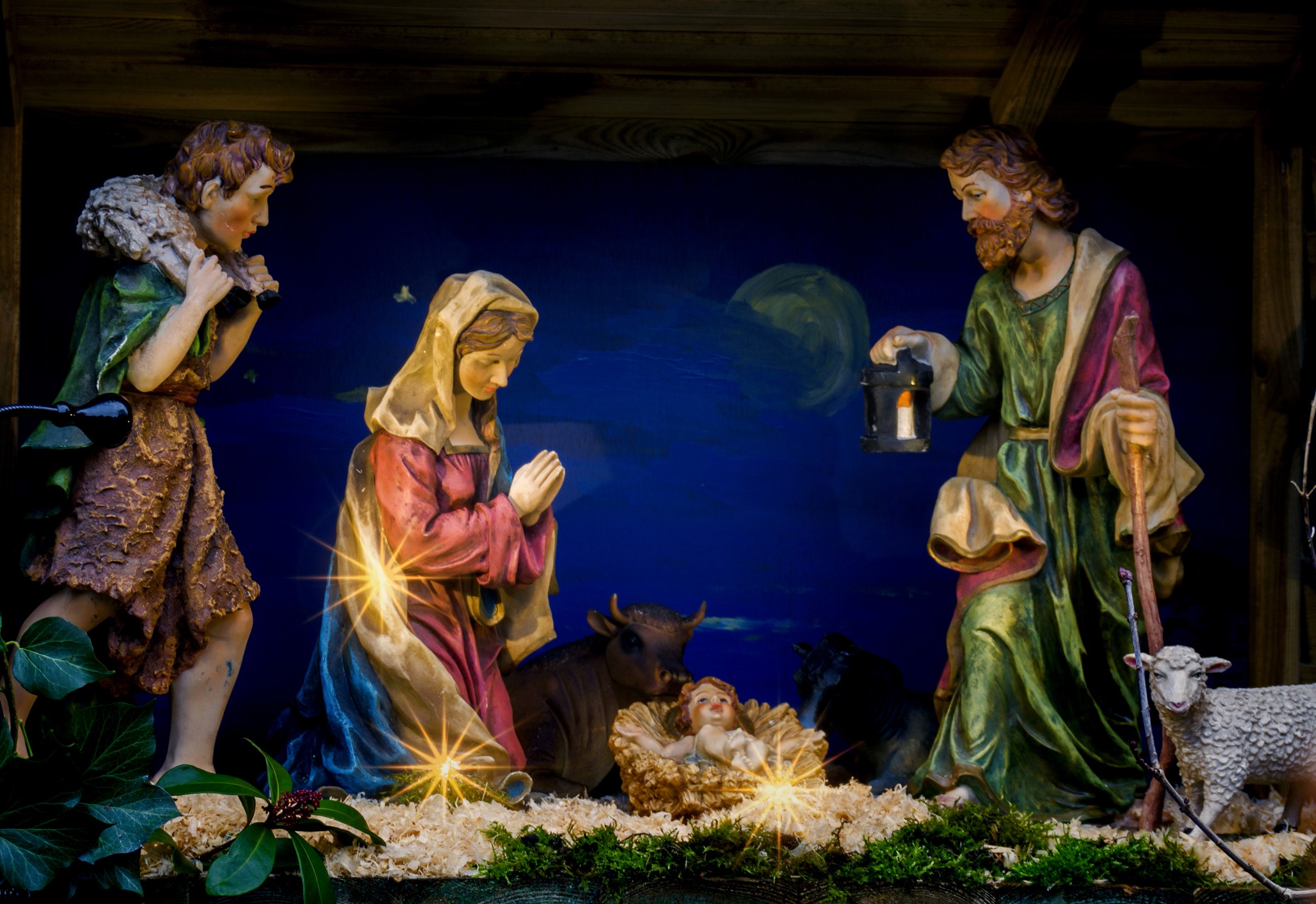 Nativity scene with Mary, Joseph, and a shepherd HD Wallpaper
