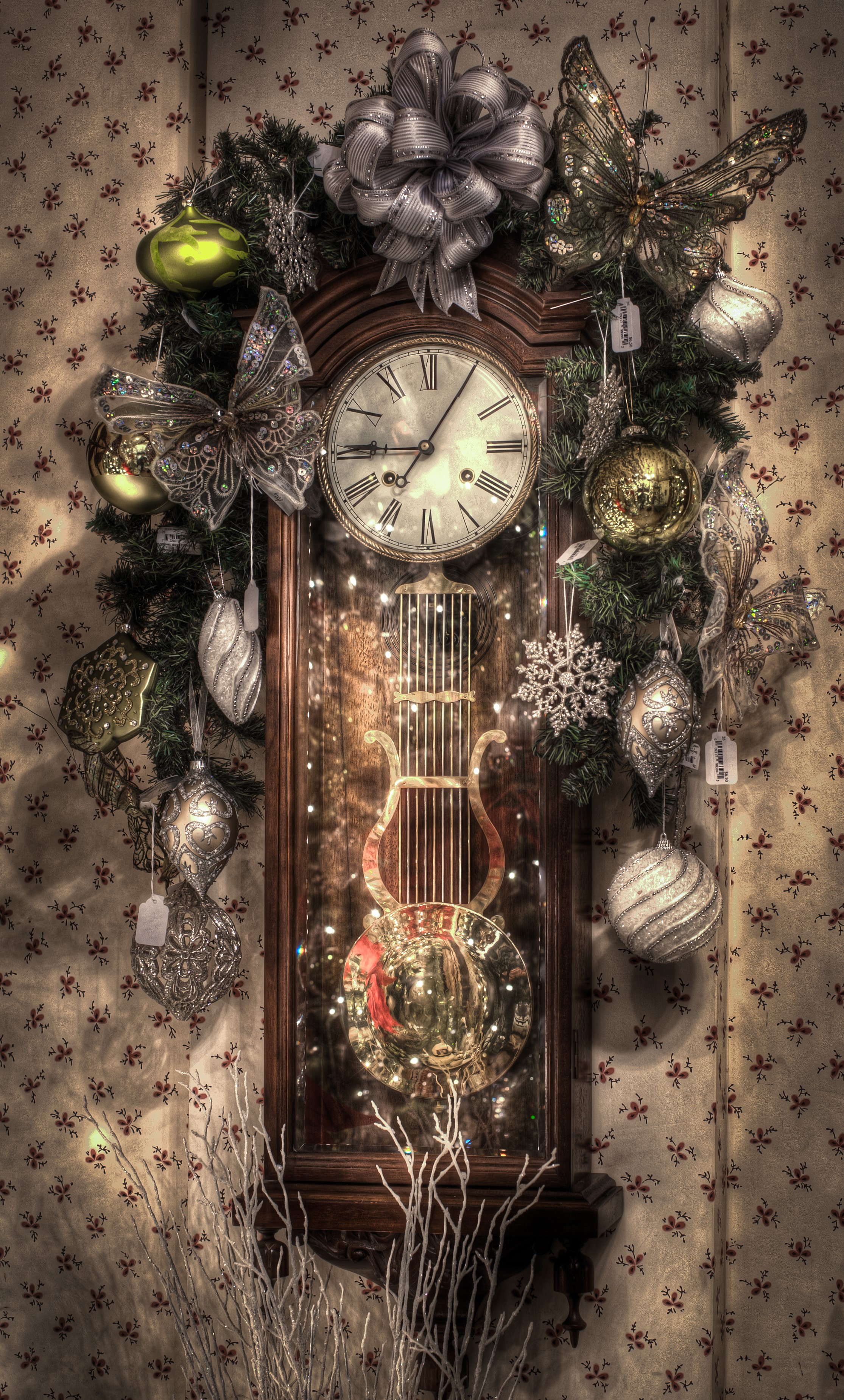 Christmas decorated grandfather clock with ornaments HD Phone Wallpaper