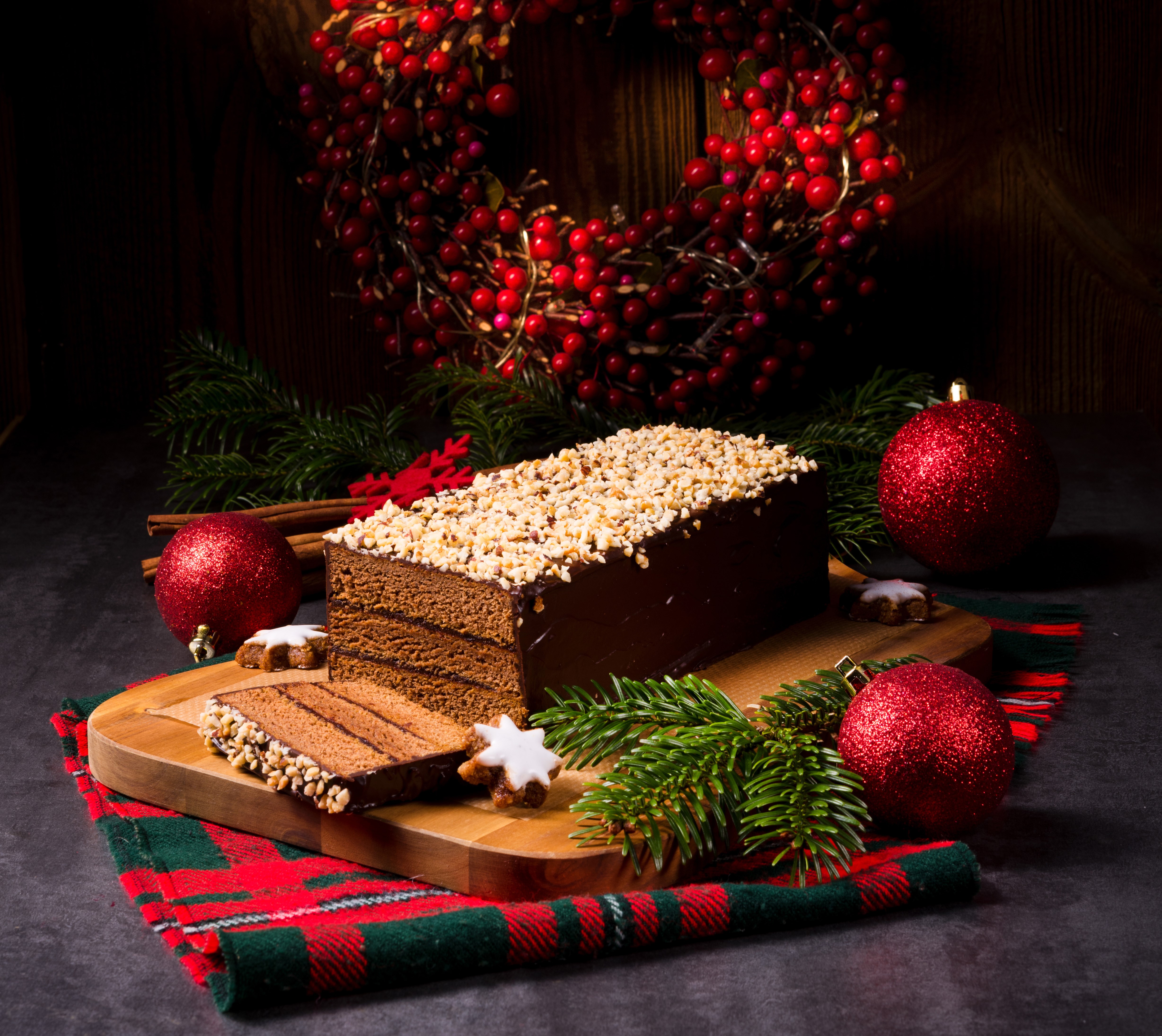 Chocolate cake with nuts and Christmas decorations HD Wallpaper