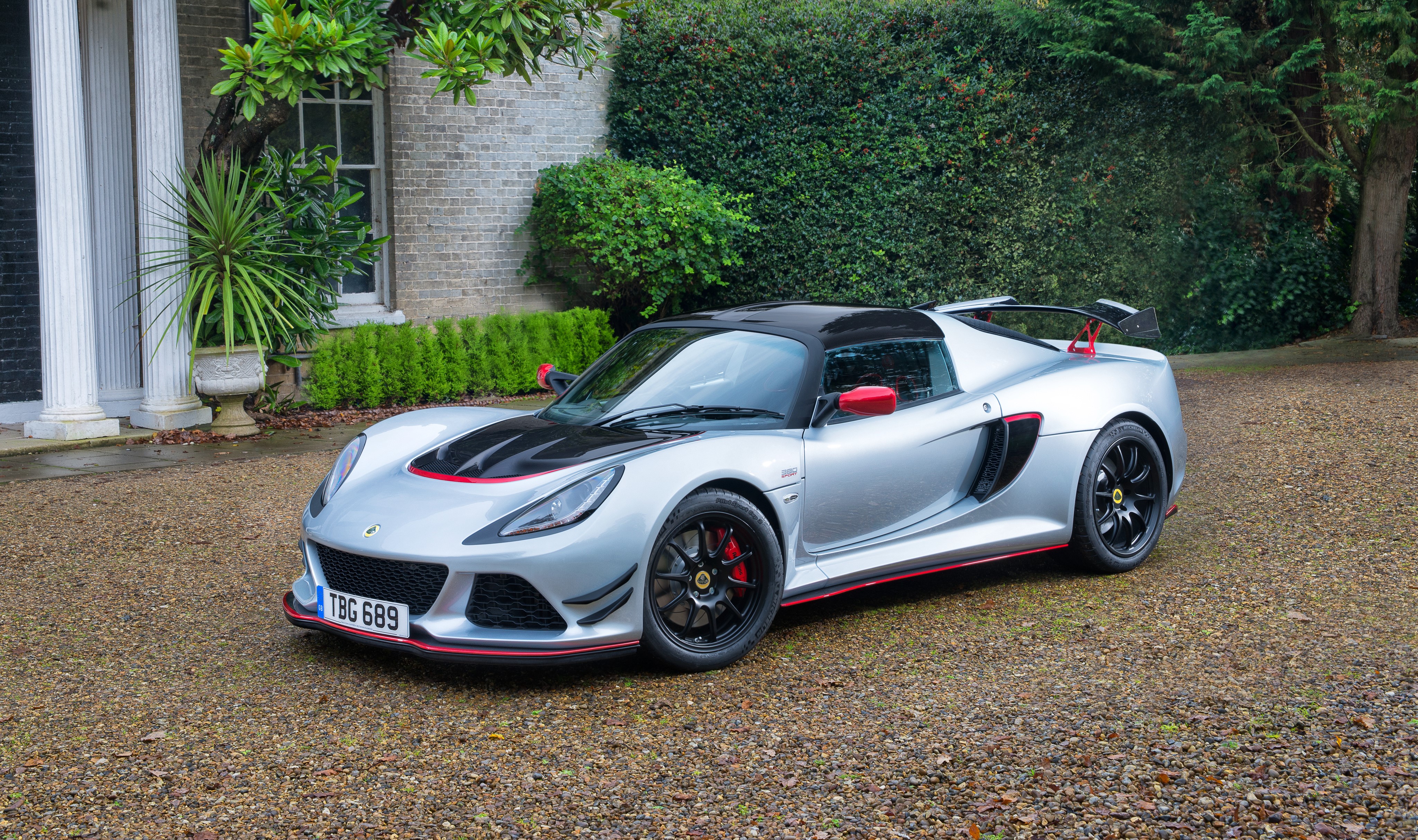 Lotus Exige Sport 380 in silver with red accents HD Wallpaper