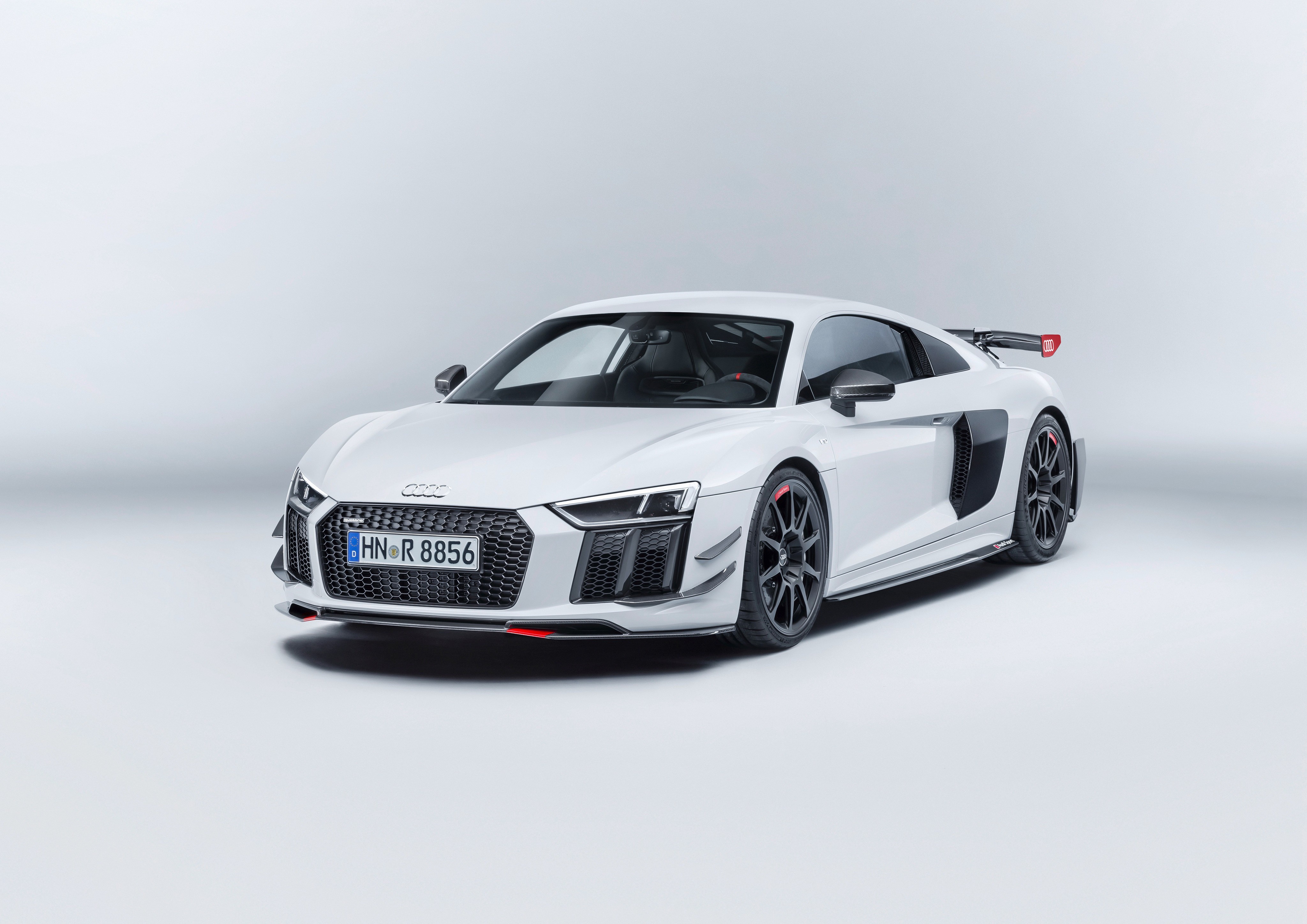 White Audi R8 HD Wallpaper