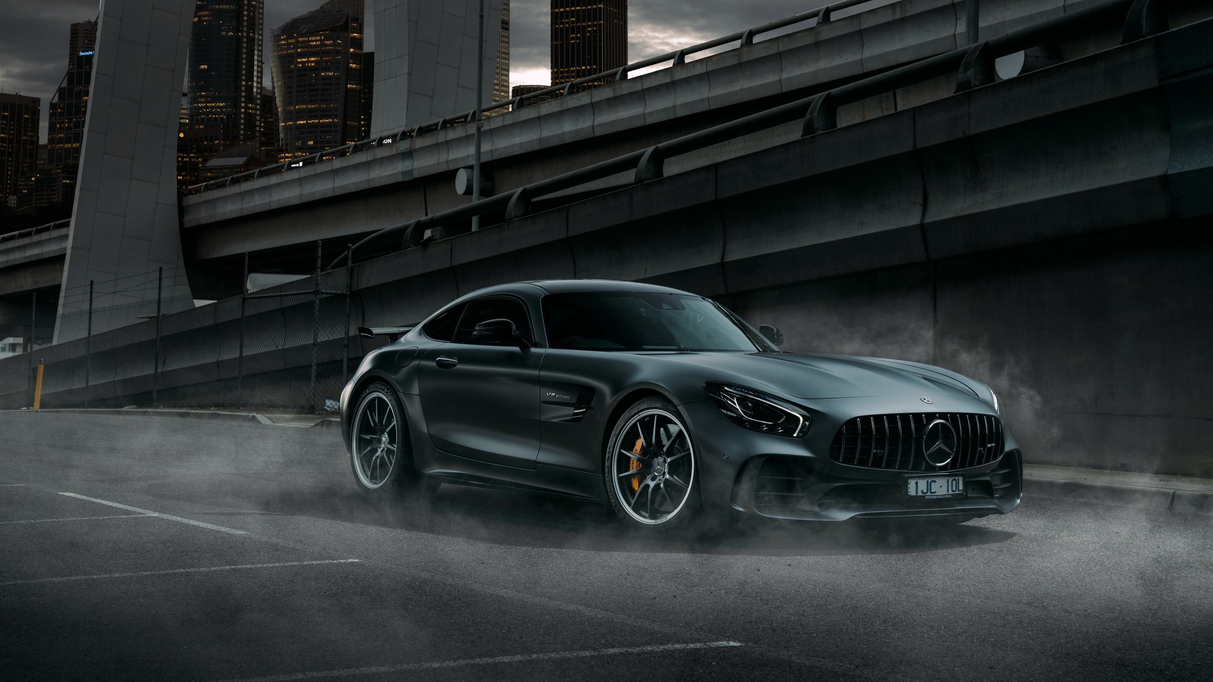 4K Mercedes-Benz GT R AMG 2018 HD Wallpaper