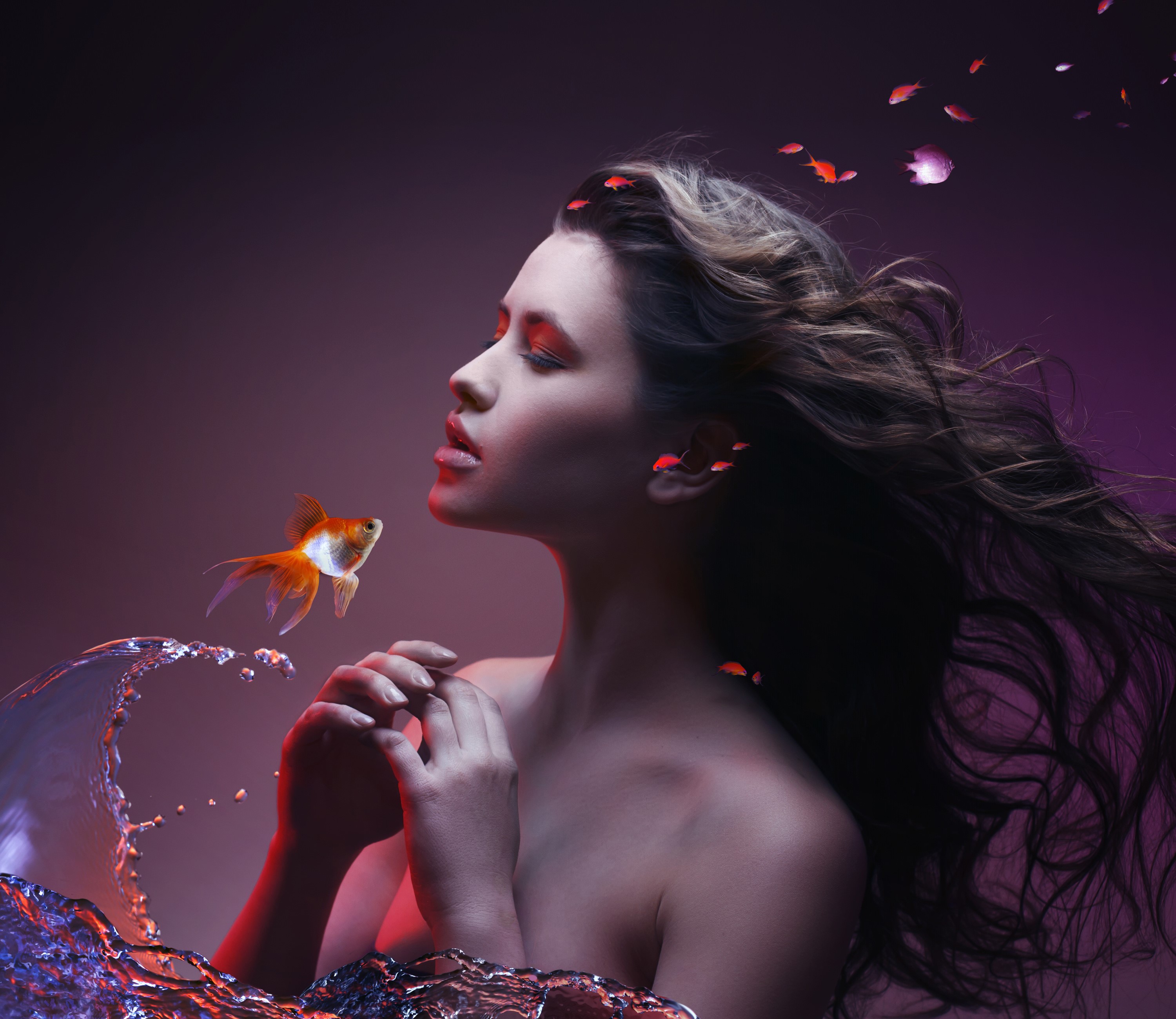 Woman with fish and water HD Wallpaper