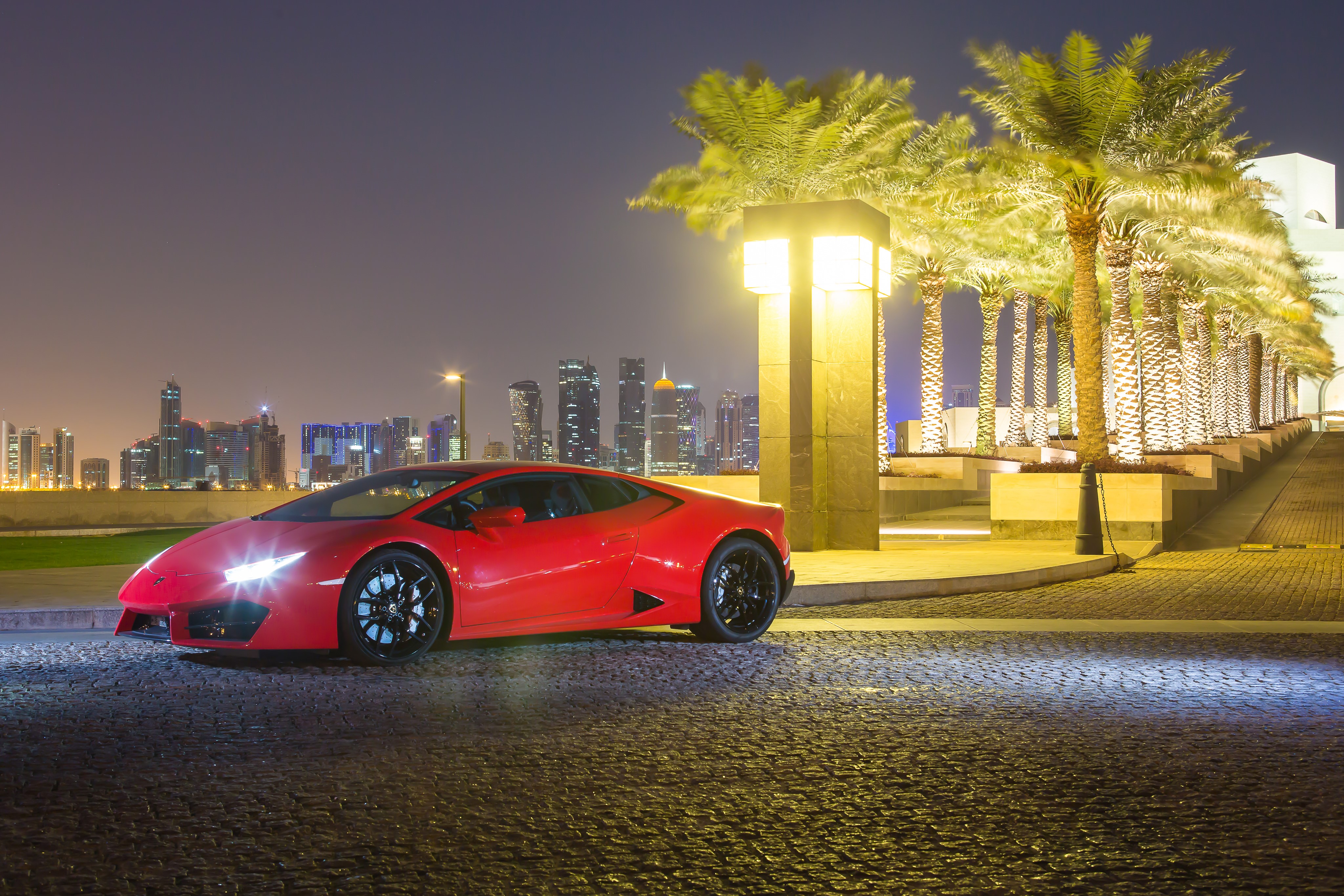 Red Lamborghini Huracan LP 580-2 at night HD Wallpaper