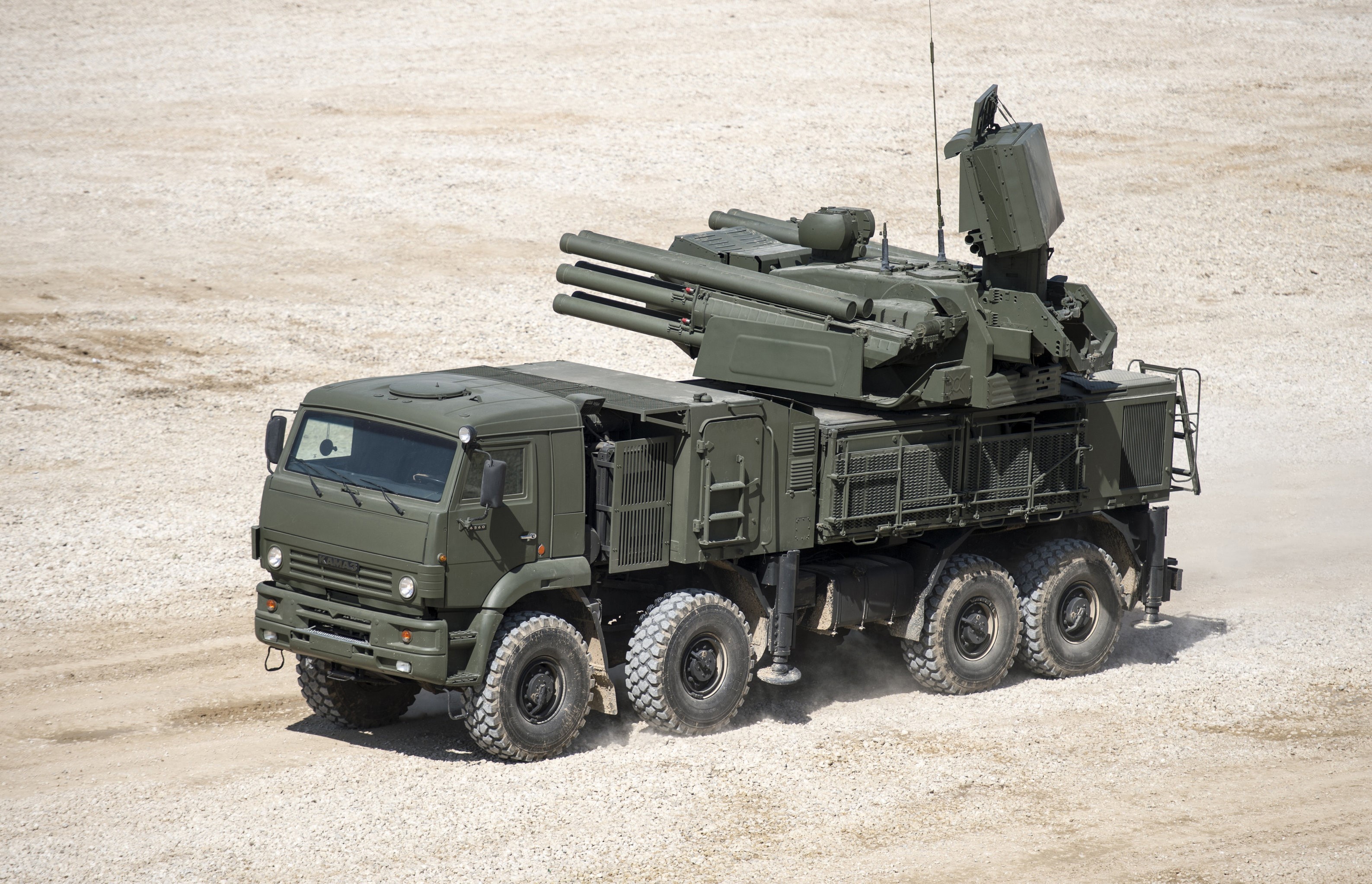 Tunguska-M self-propelled anti-aircraft weapon system on a truck HD Wallpaper