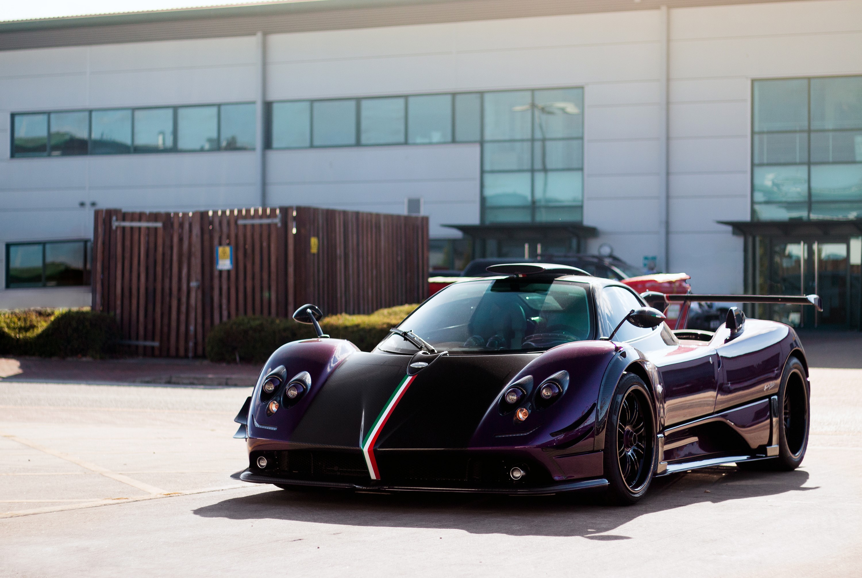 Pagani Zonda 760RS wine metallic sports car HD Wallpaper