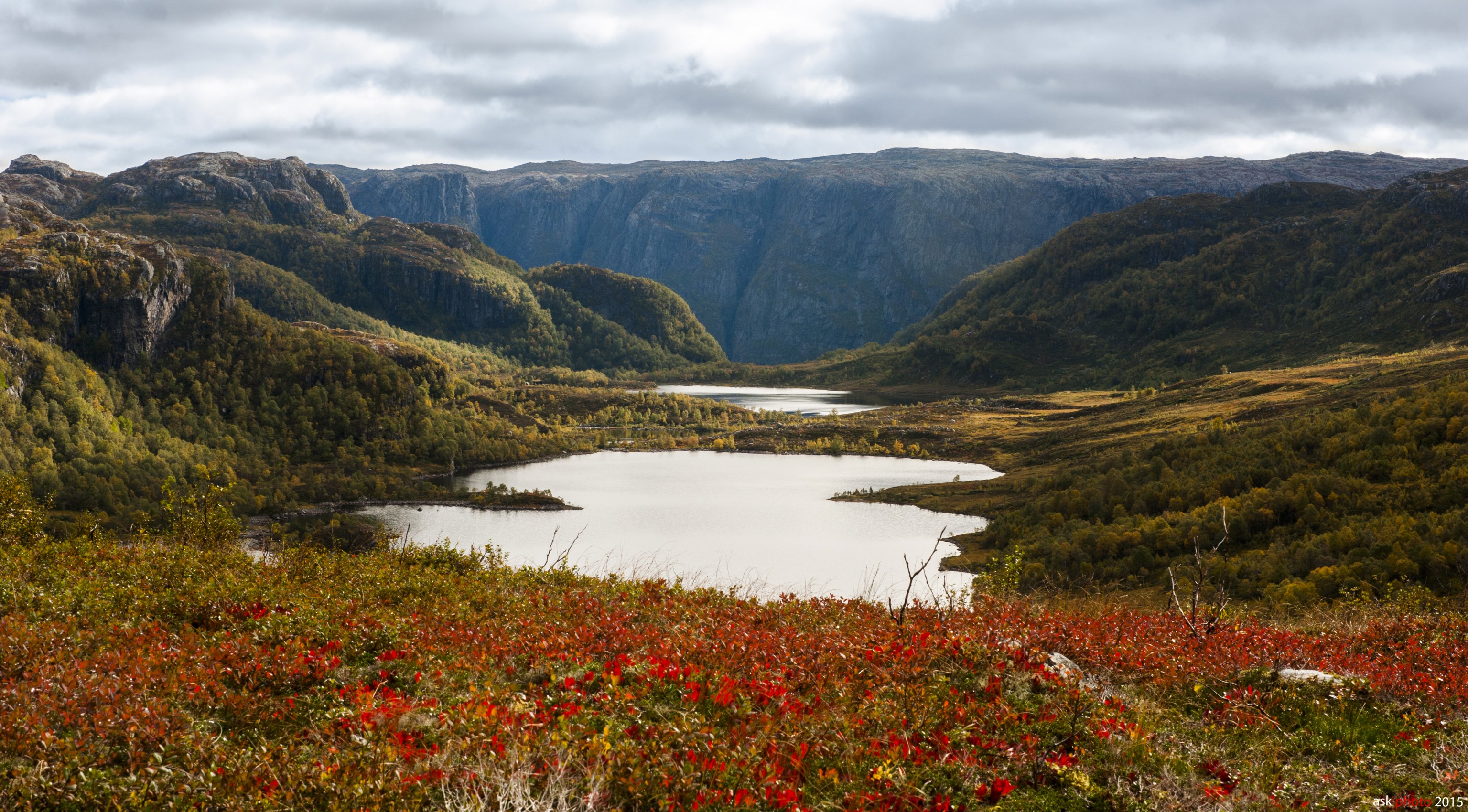 Lake and mountains in Forsand Rogaland, Norway HD Wallpaper