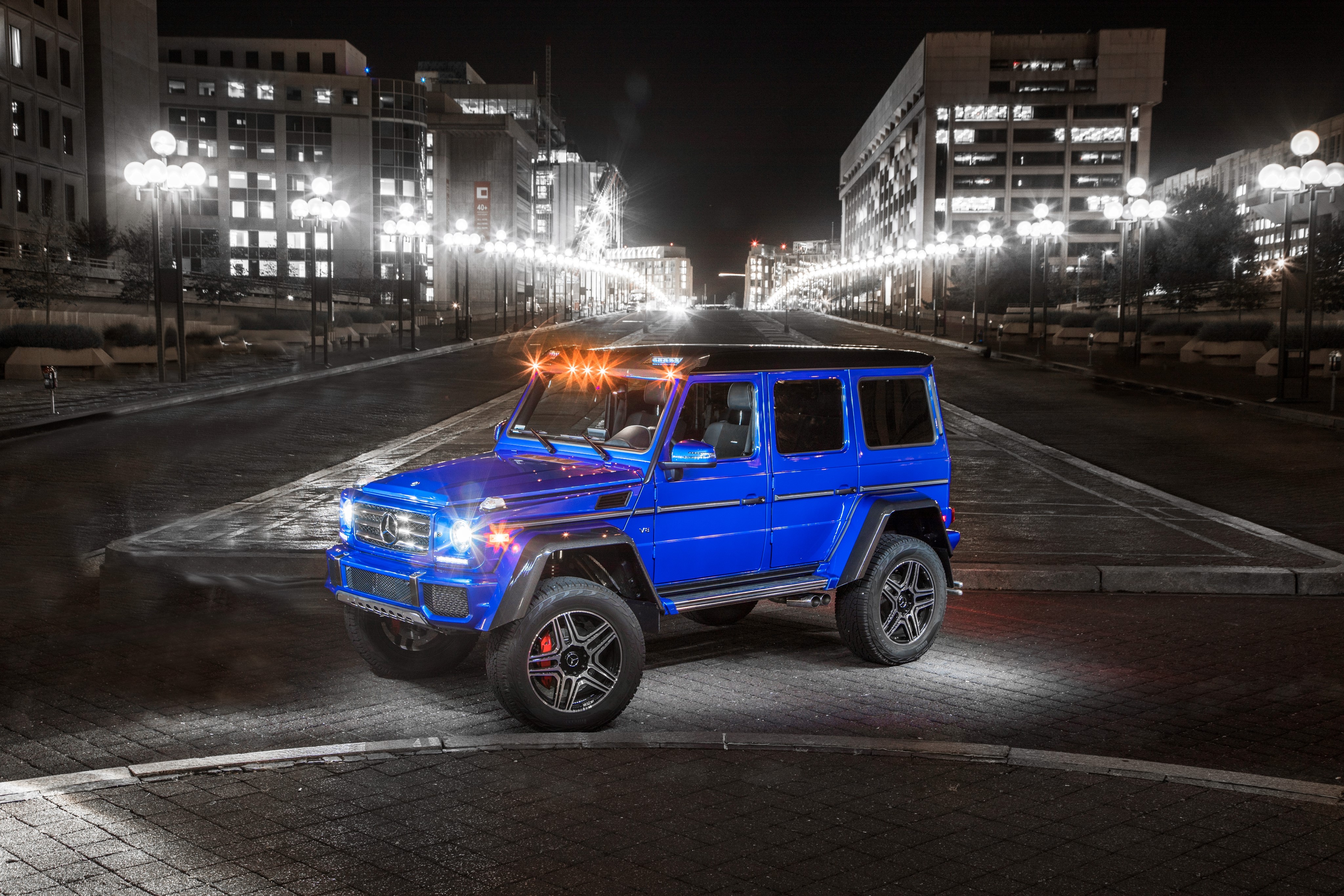 4K Blue Mercedes-Benz G-Class at Night HD Wallpaper